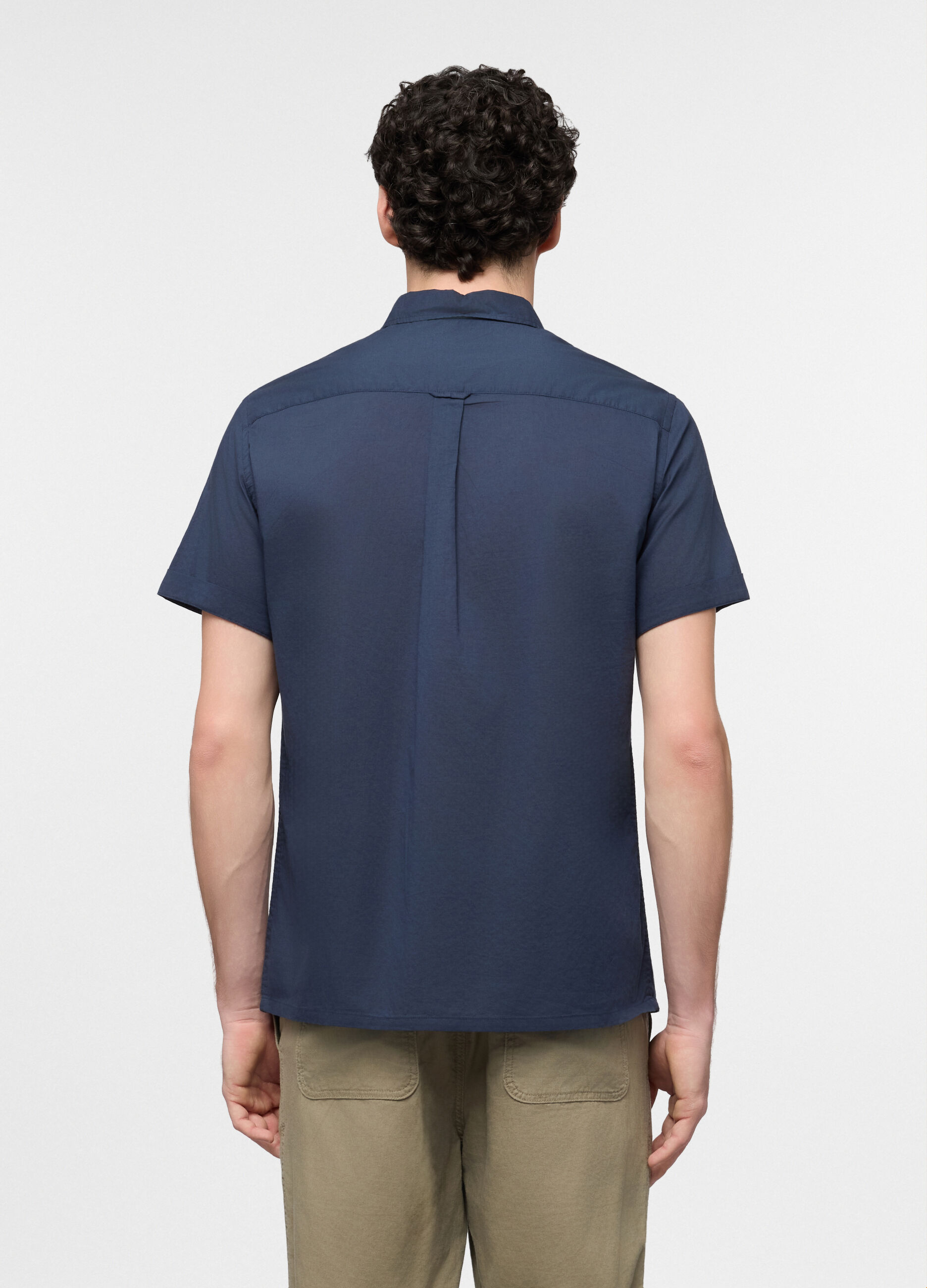 Camicia a maniche corte con collo classico in cotone uomo_1