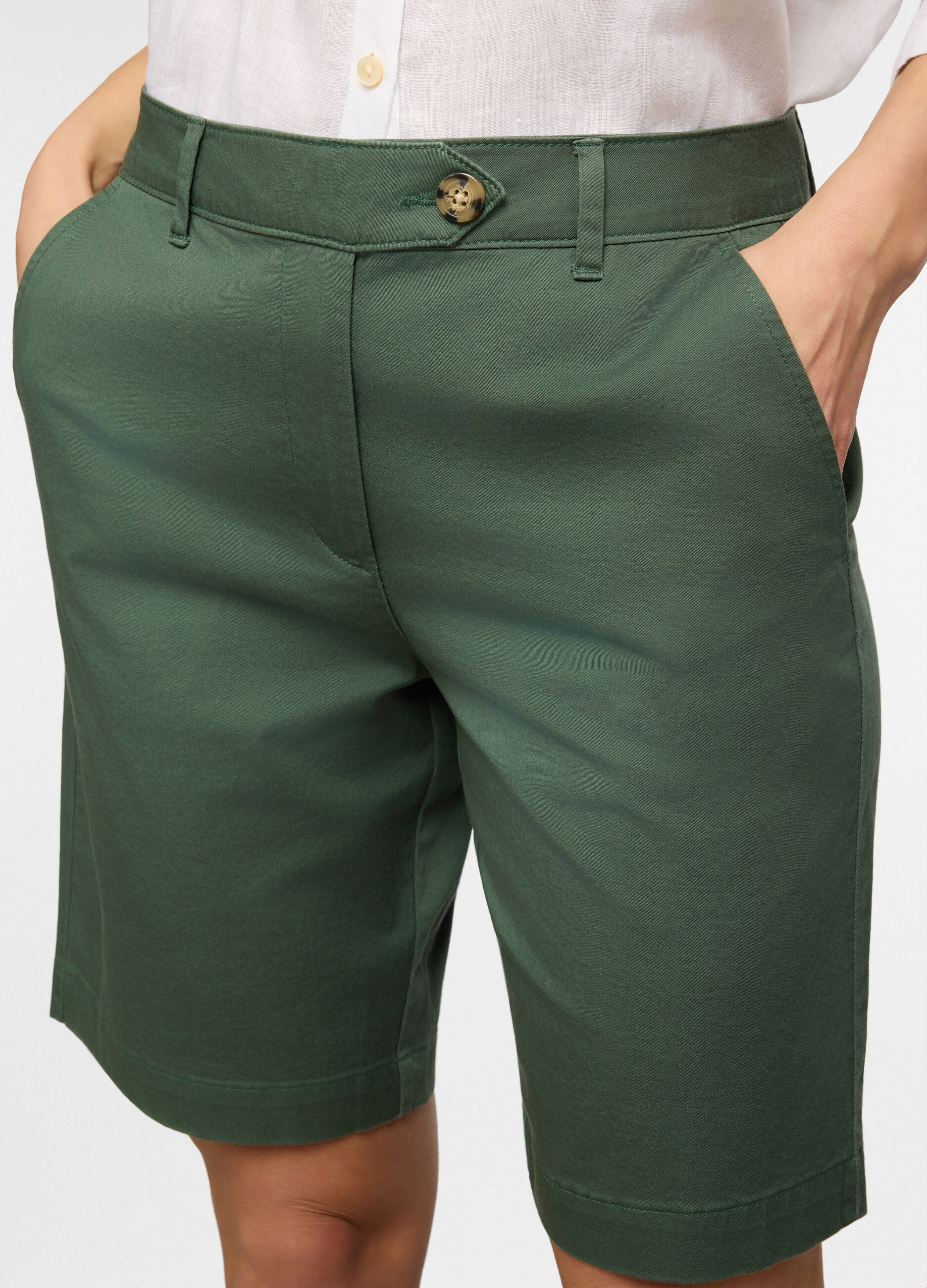 Bermuda fit regular in twill di cotone stretch donna_2