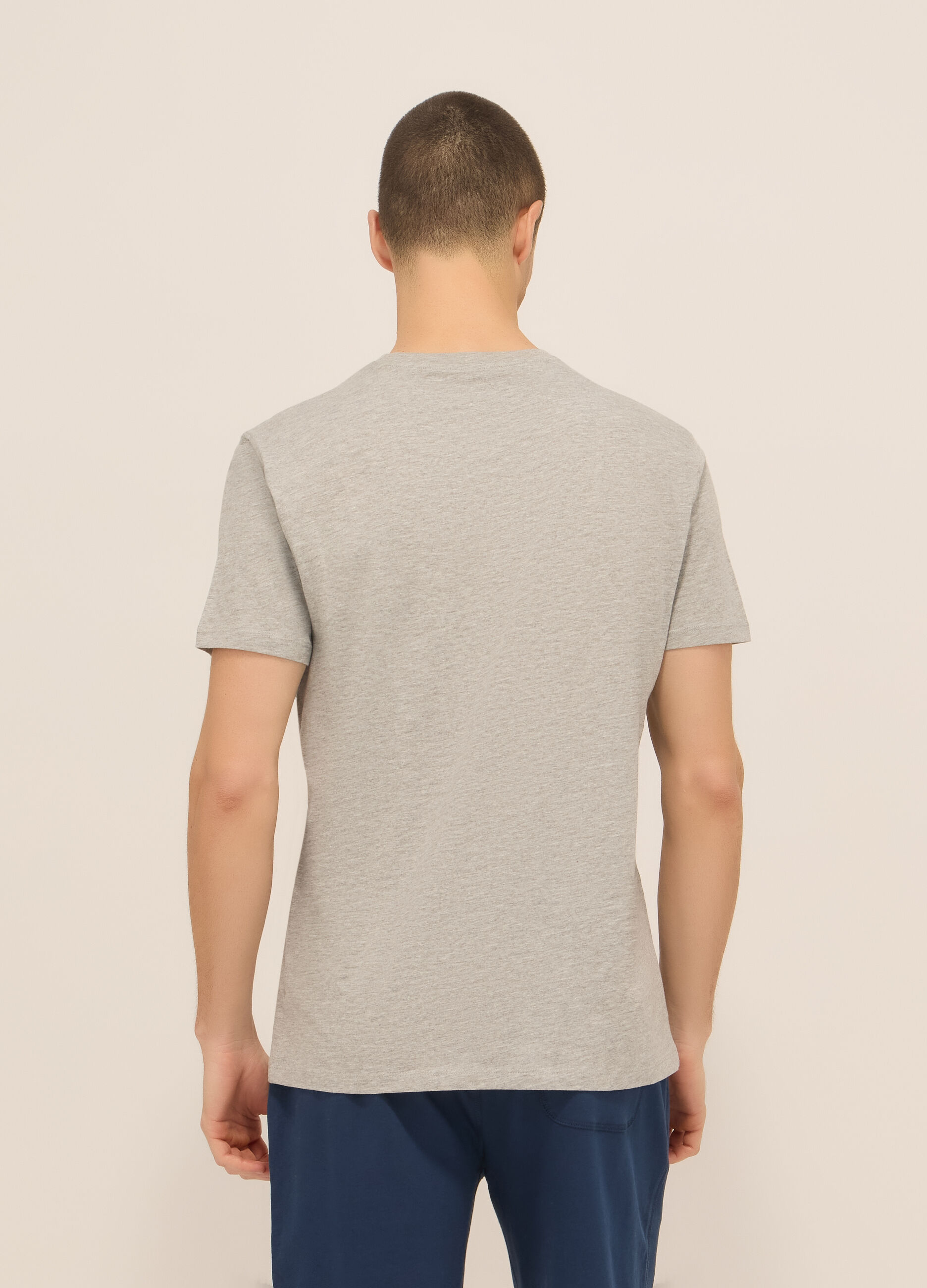 T-shirt girocollo in jersey di puro cotone uomo_1