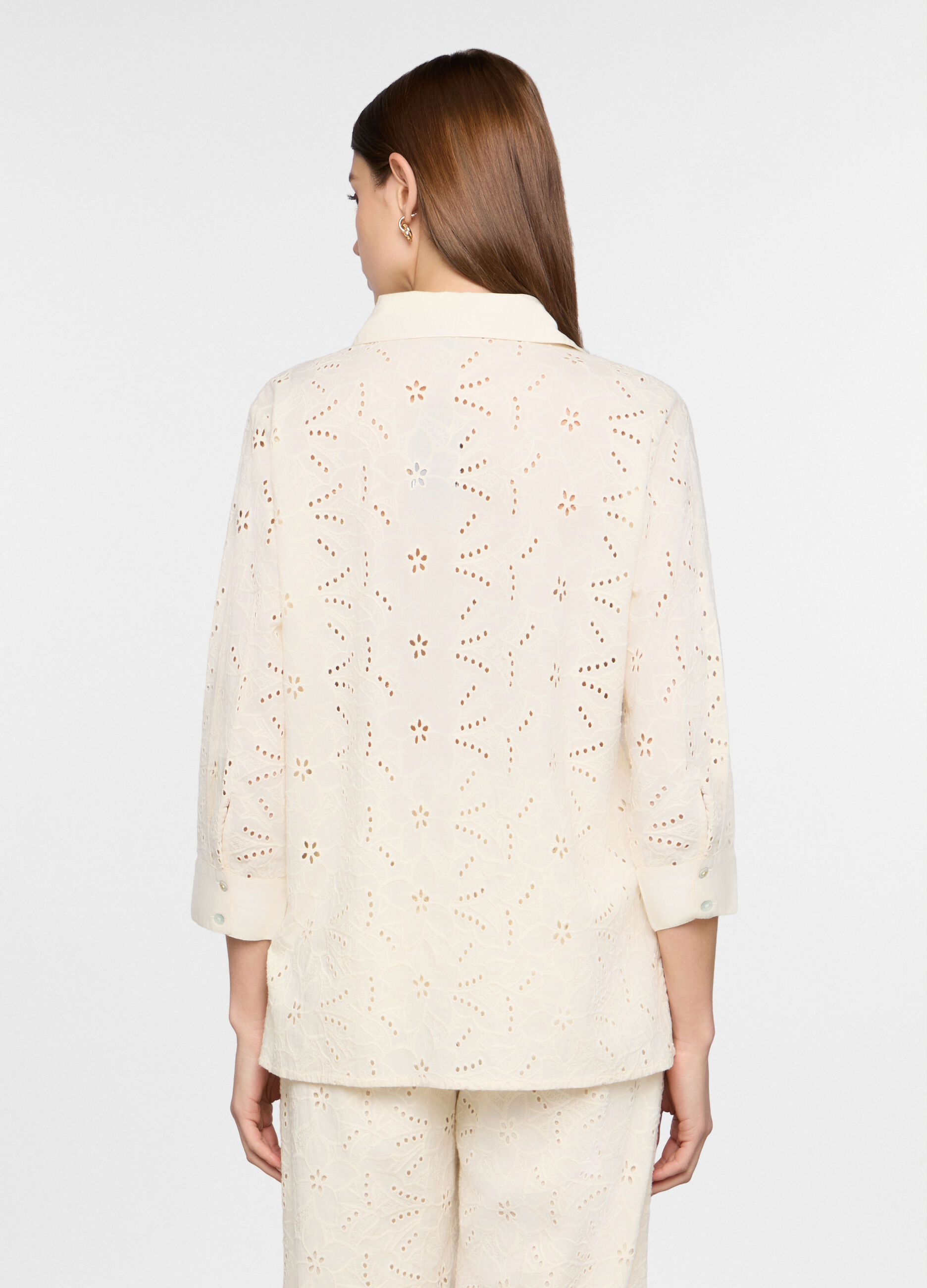 Camicia regular fit con collo alla francese donna_1