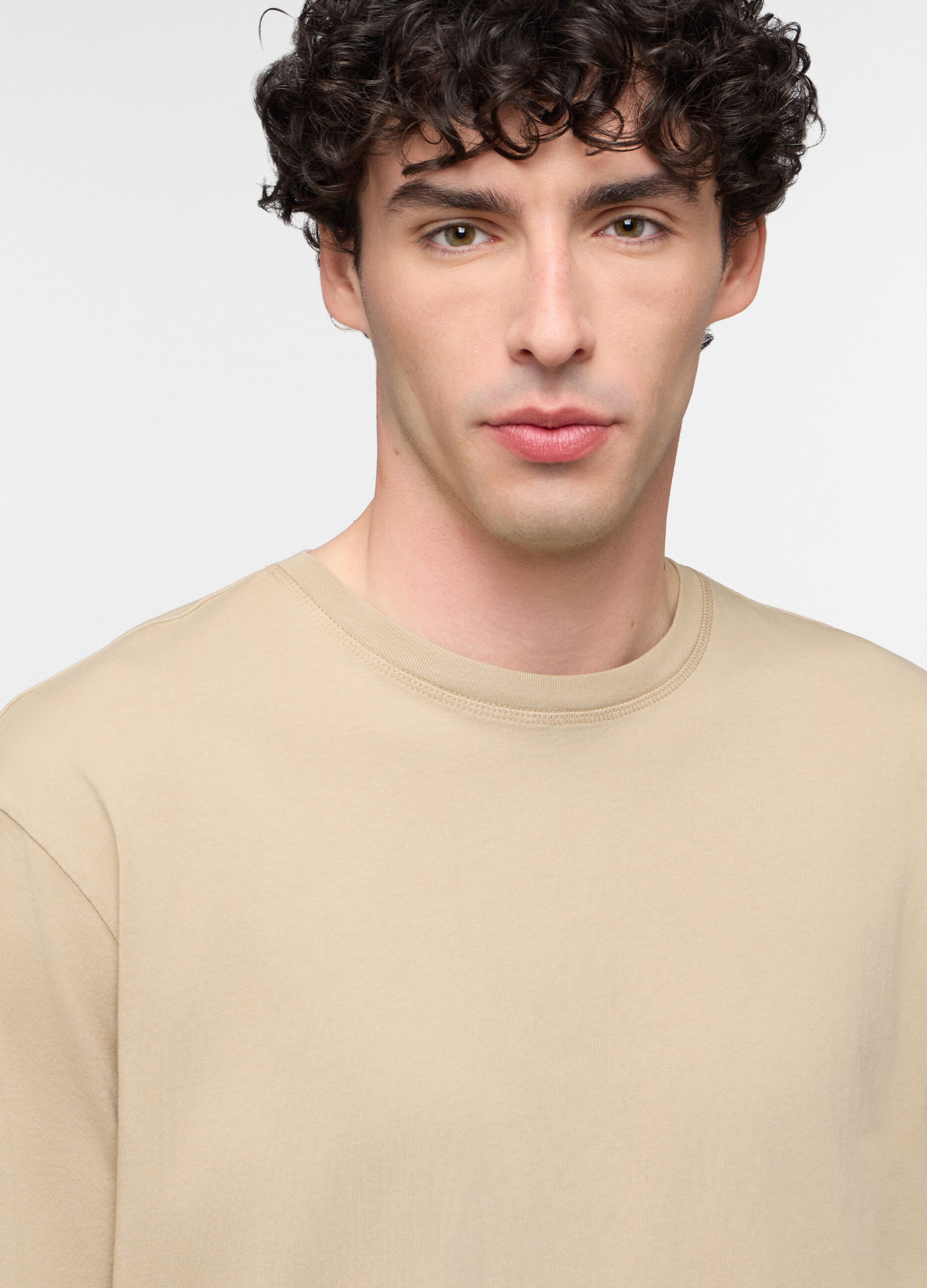 T-shirt girocollo in cotone con stampa uomo_2
