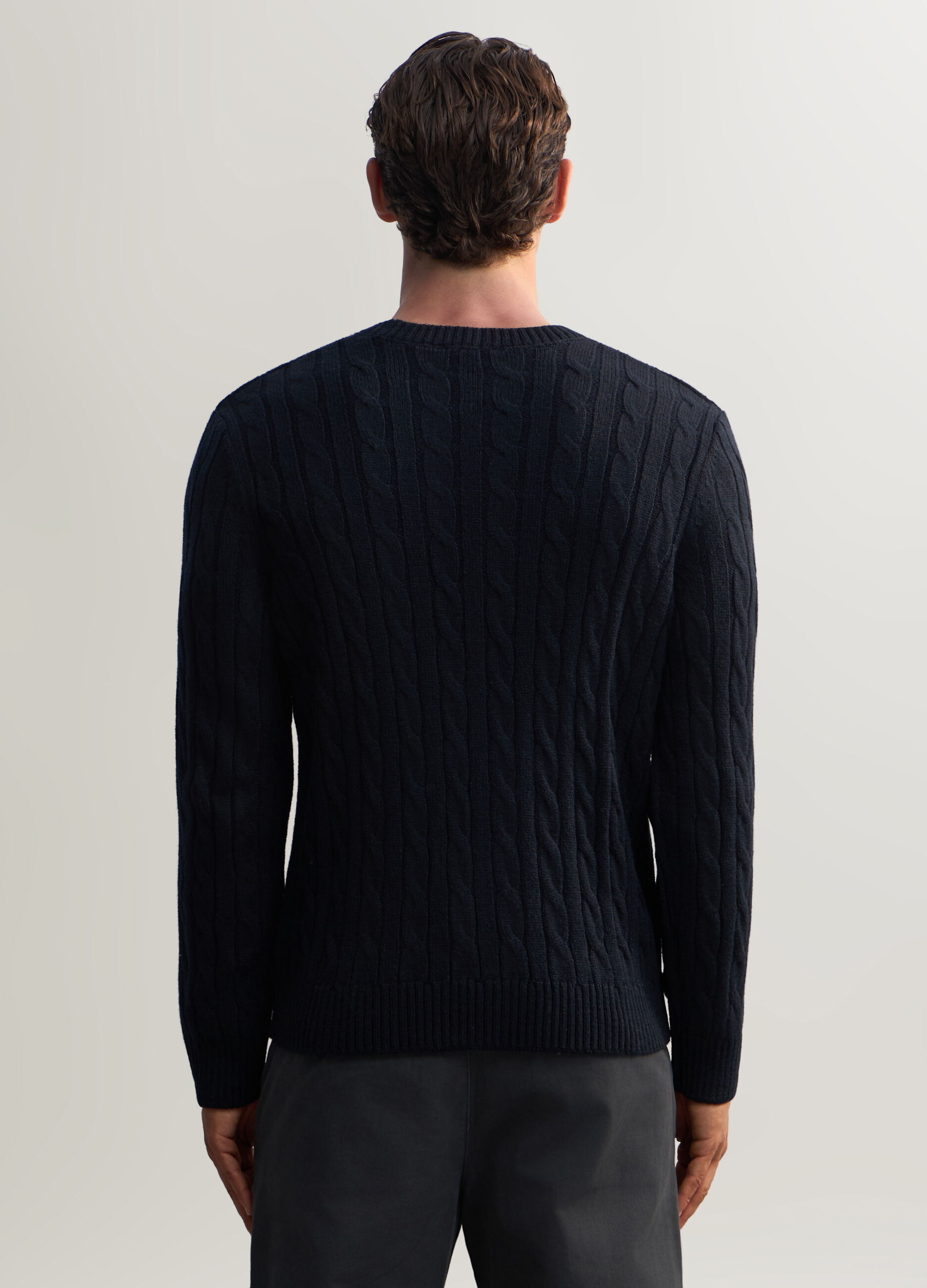Maglione girocollo a trecce uomo_1