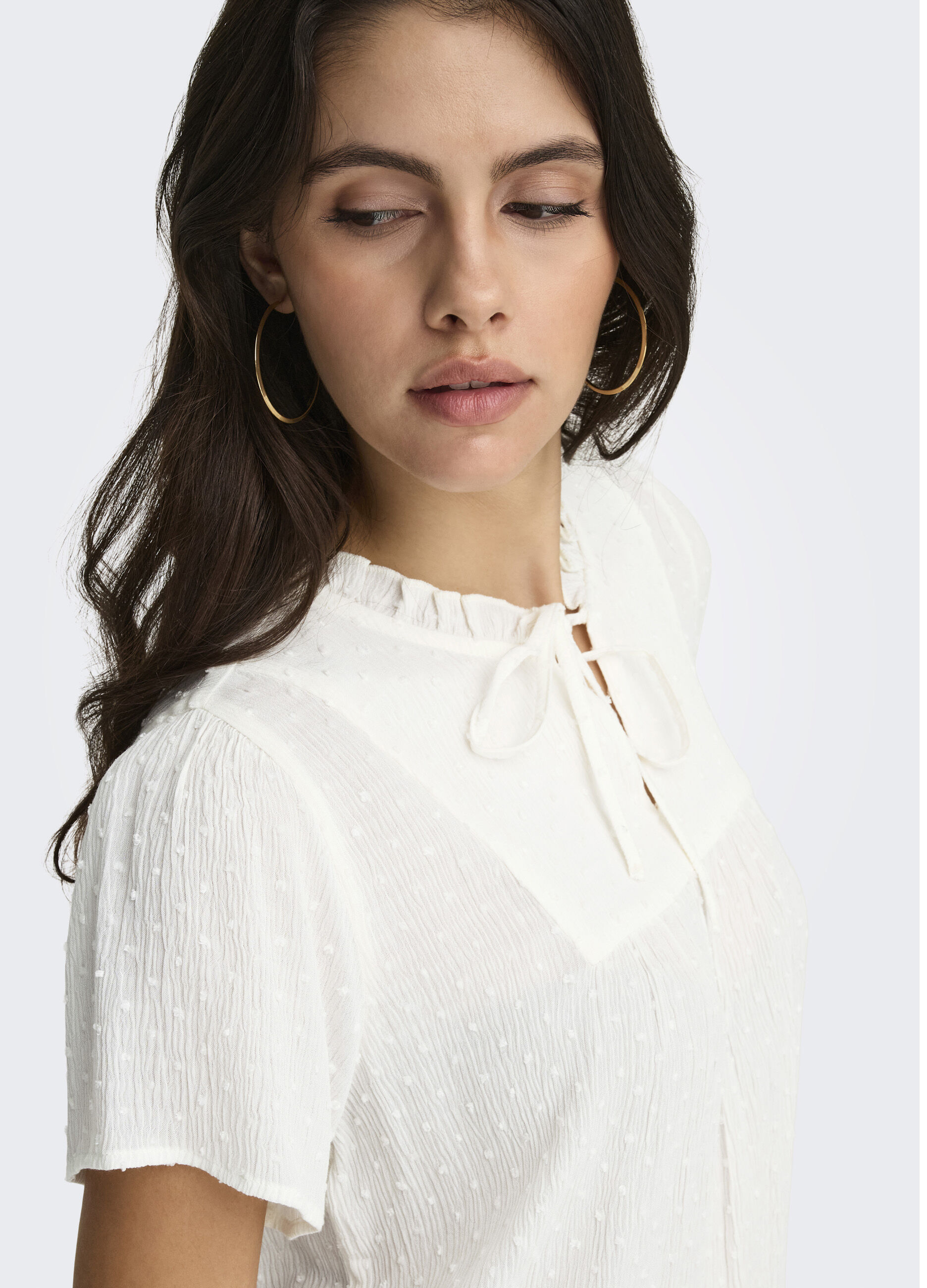 Blusa loose fit con scollo a V_4