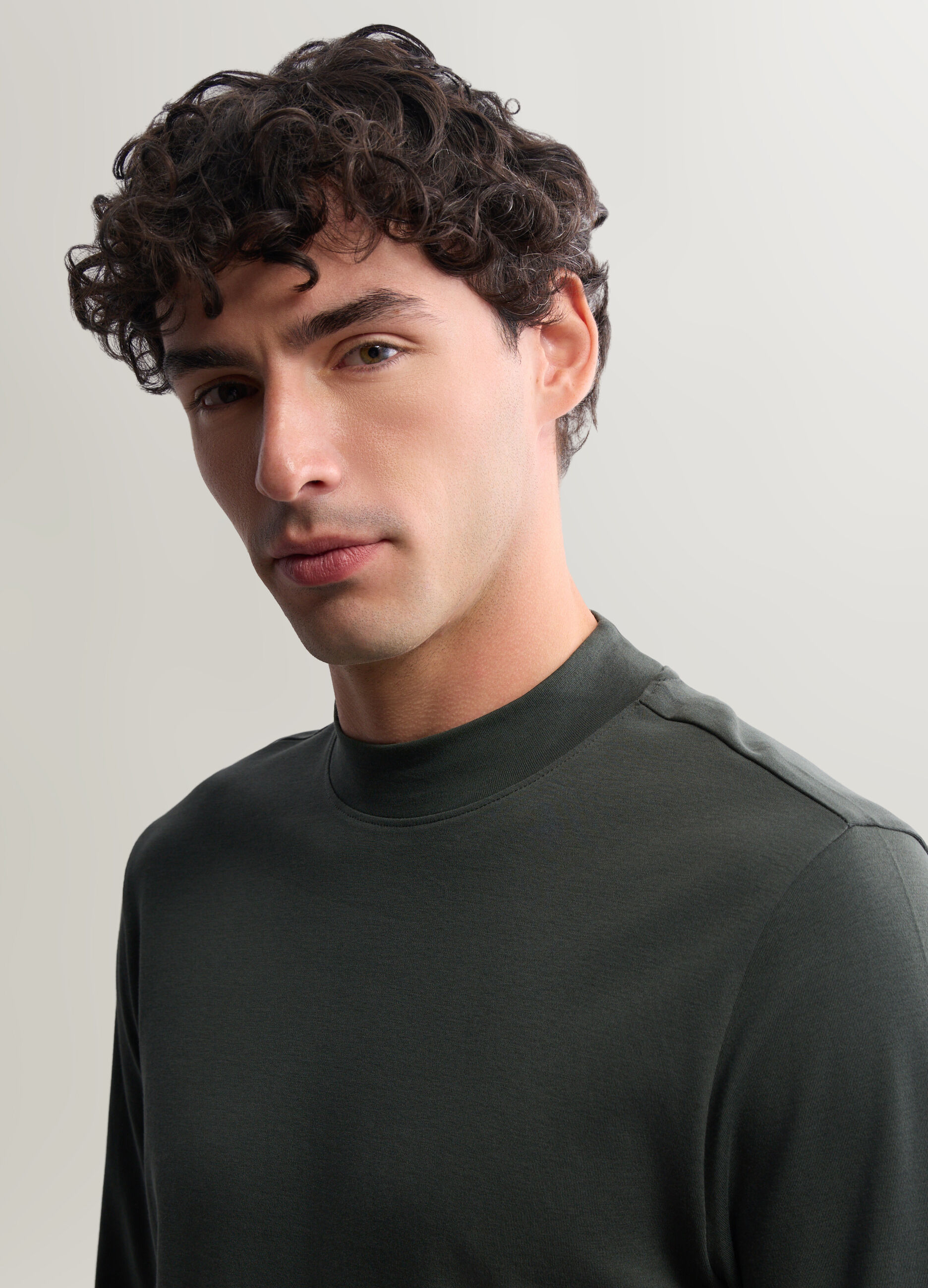 Maglia lupetto in interlock di cotone uomo_2