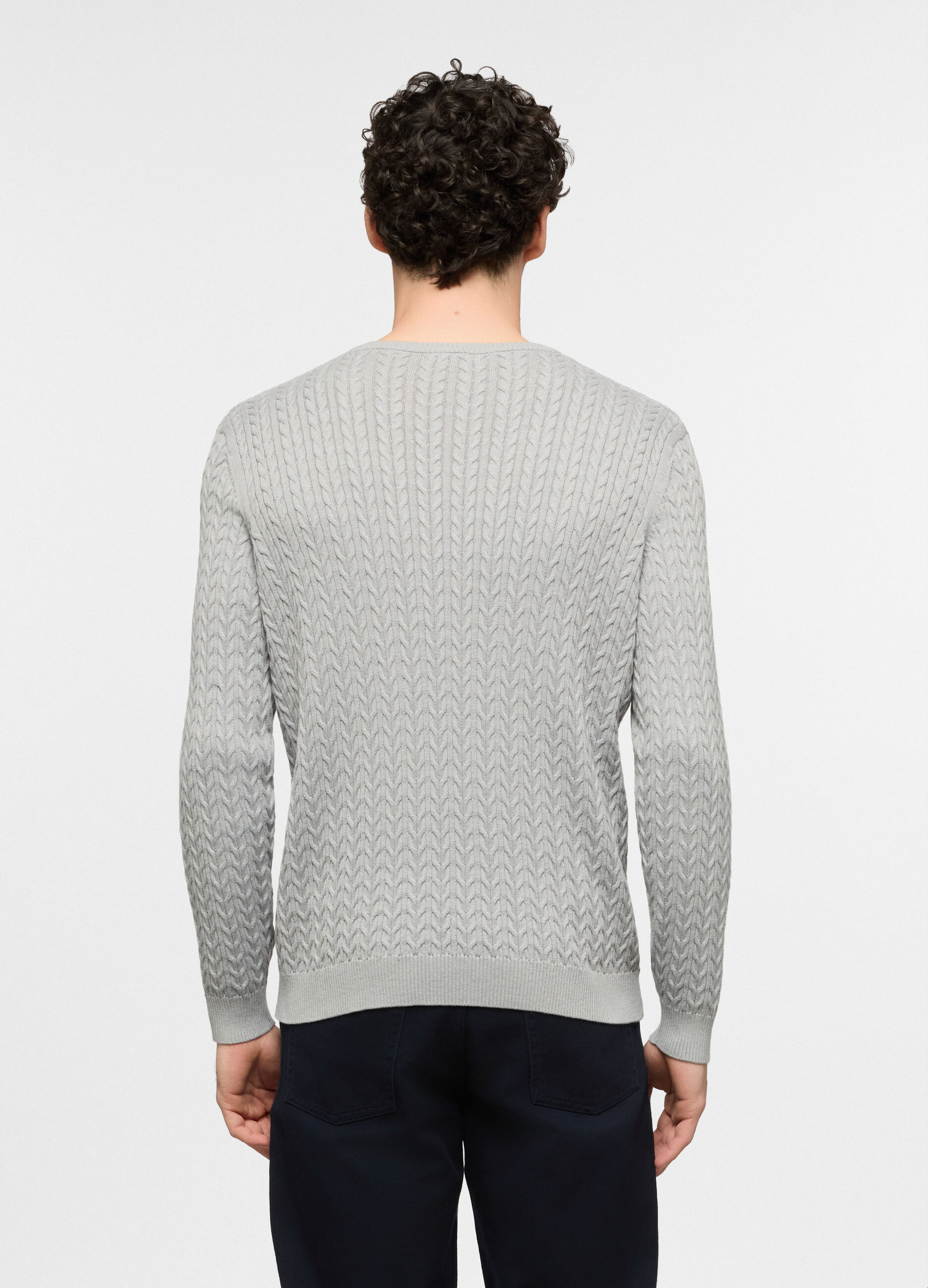 Maglione girocollo a trecce uomo_1