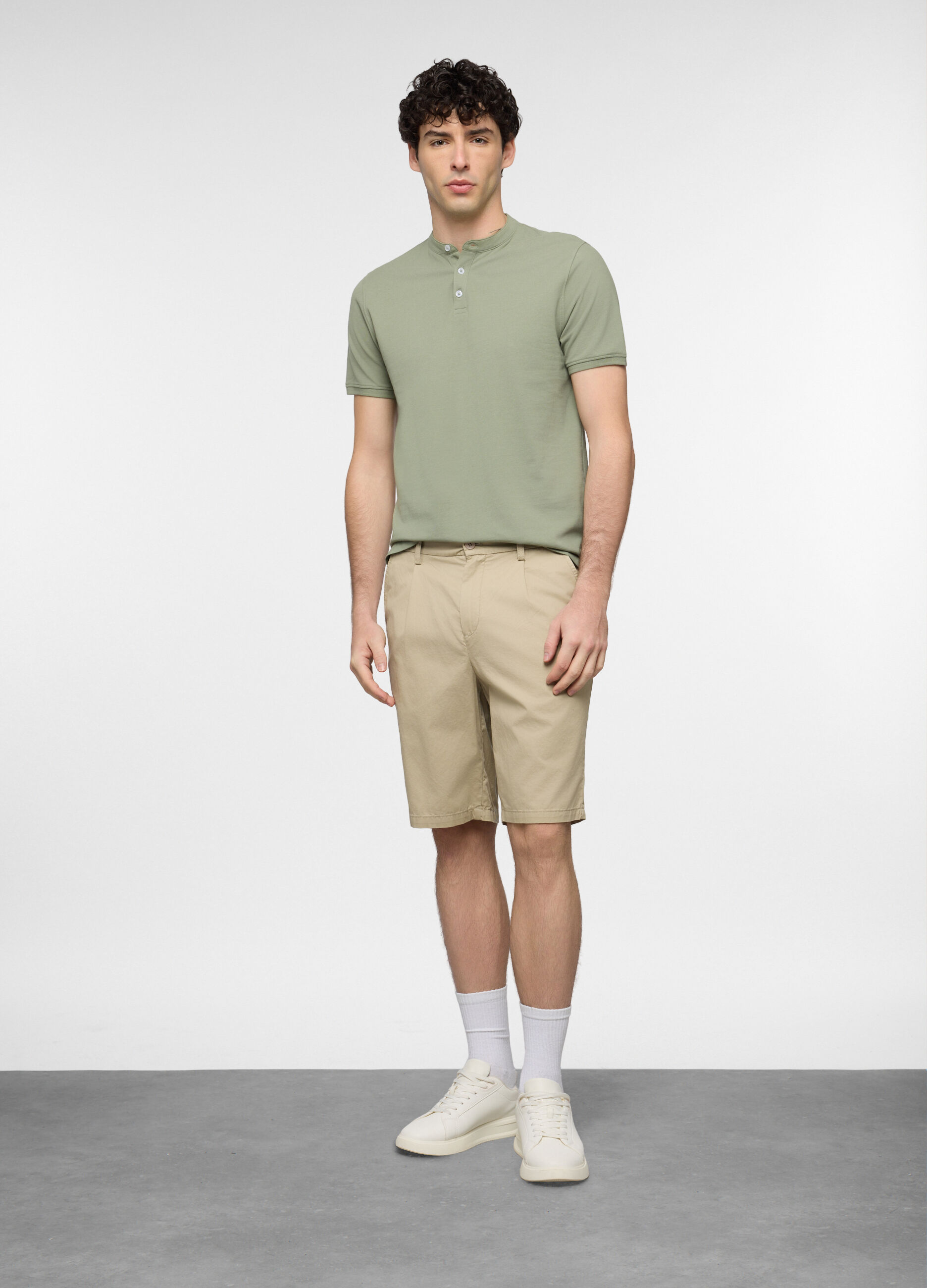Bermuda relaxed fit in puro cotone uomo_0