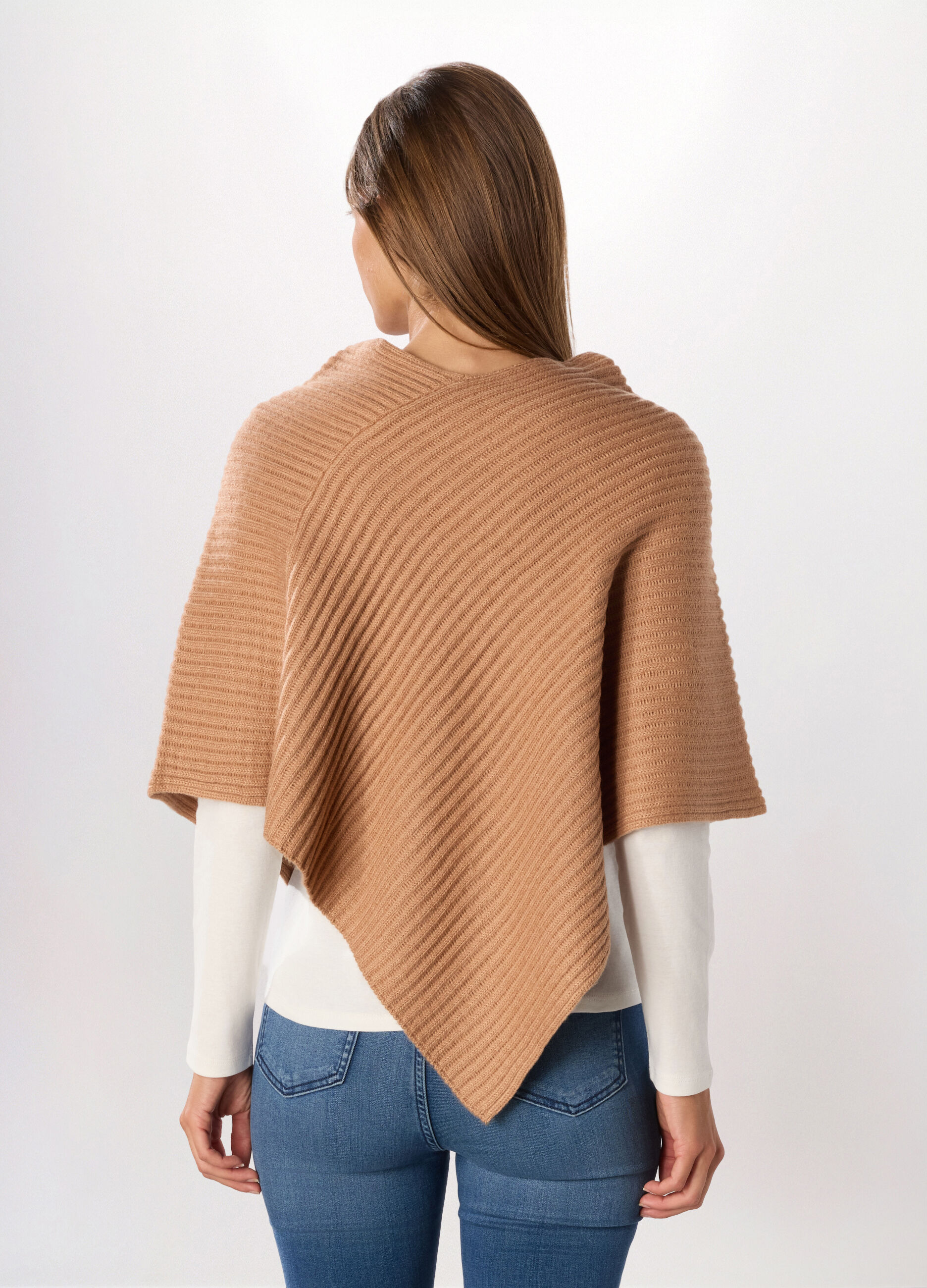 Poncho tricot con lavorazione jacquard donna_1