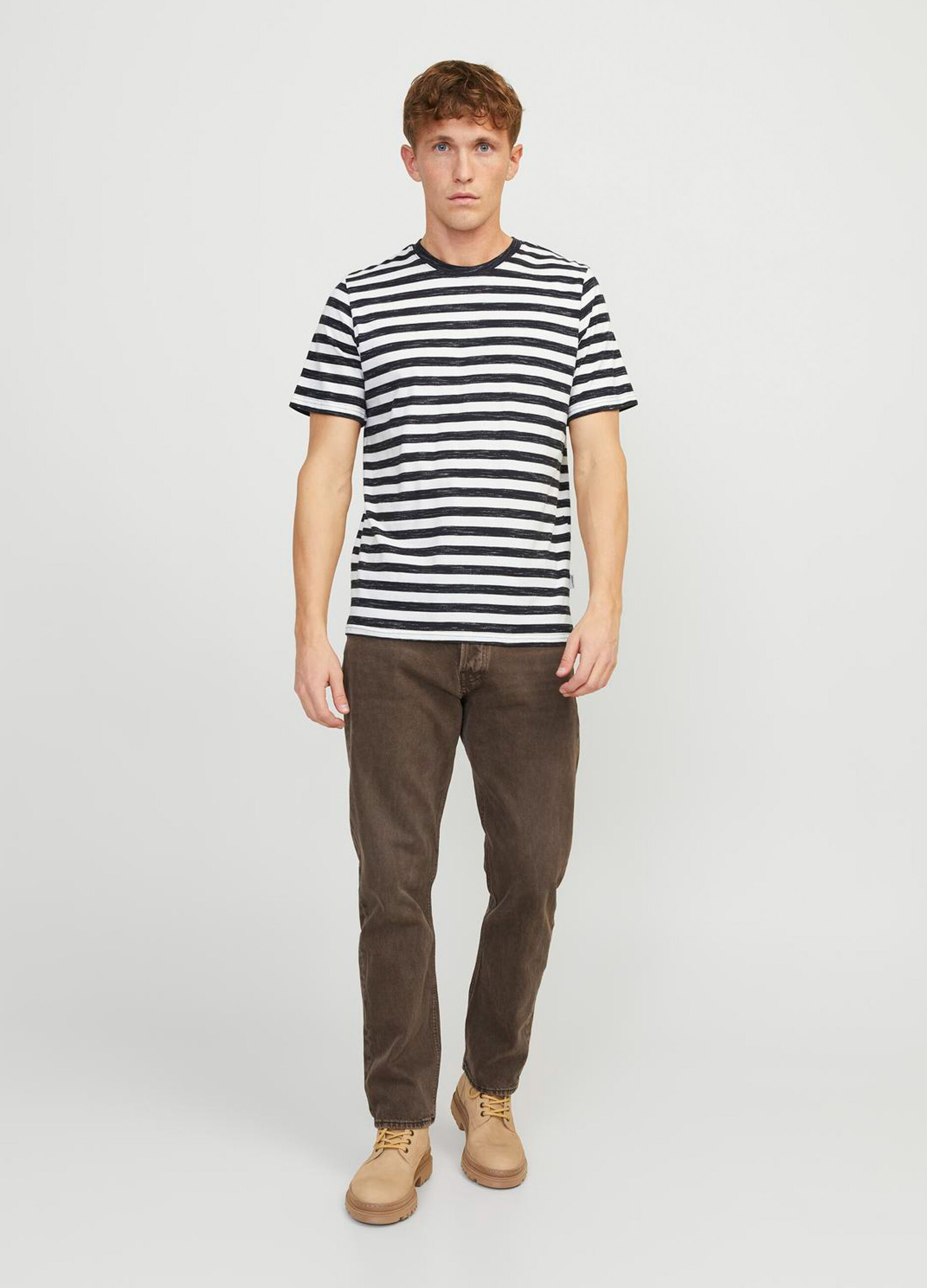T-shirt girocollo a righe uomo_0