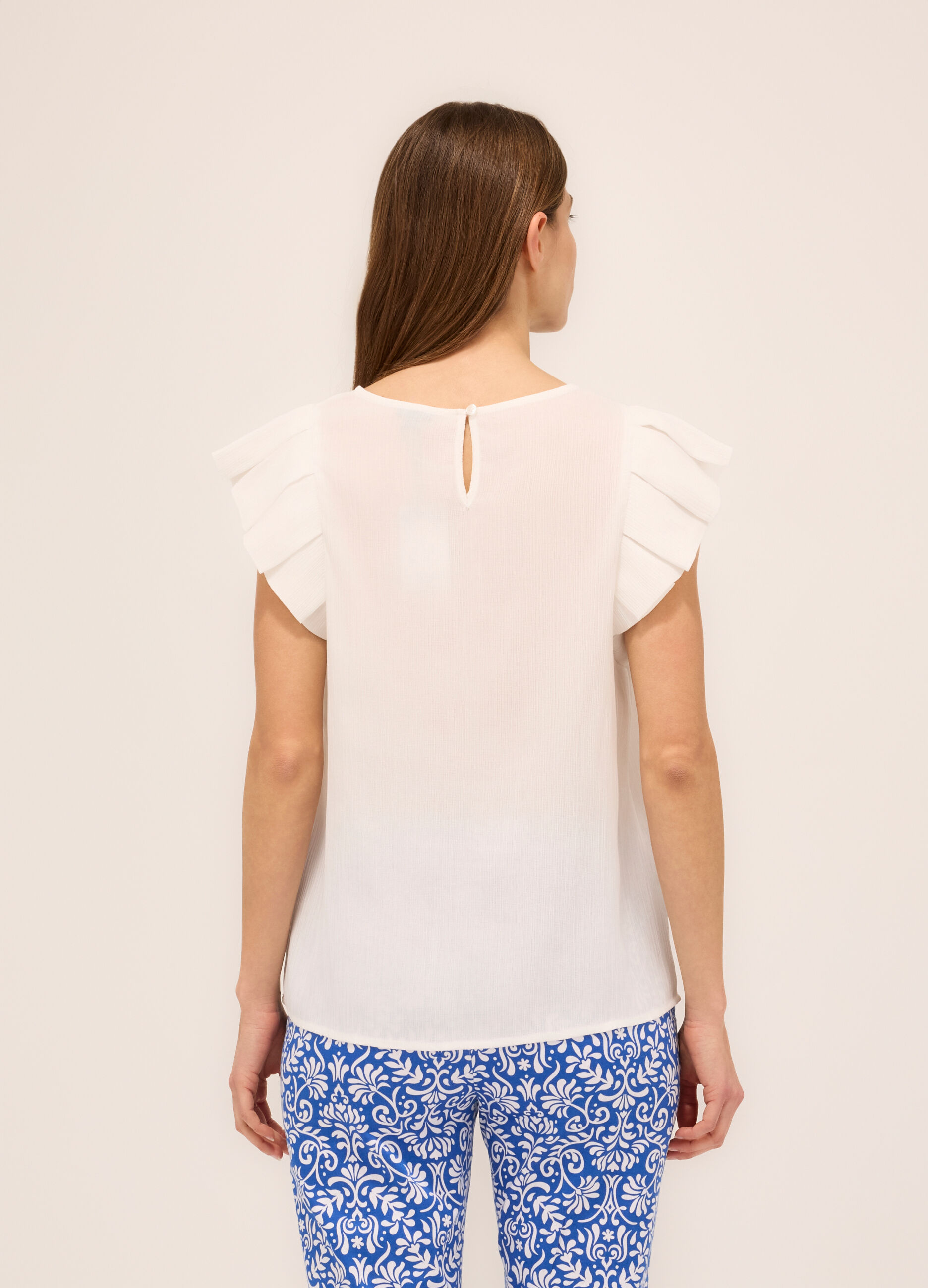 Blusa con maniche ad aletta donna_1
