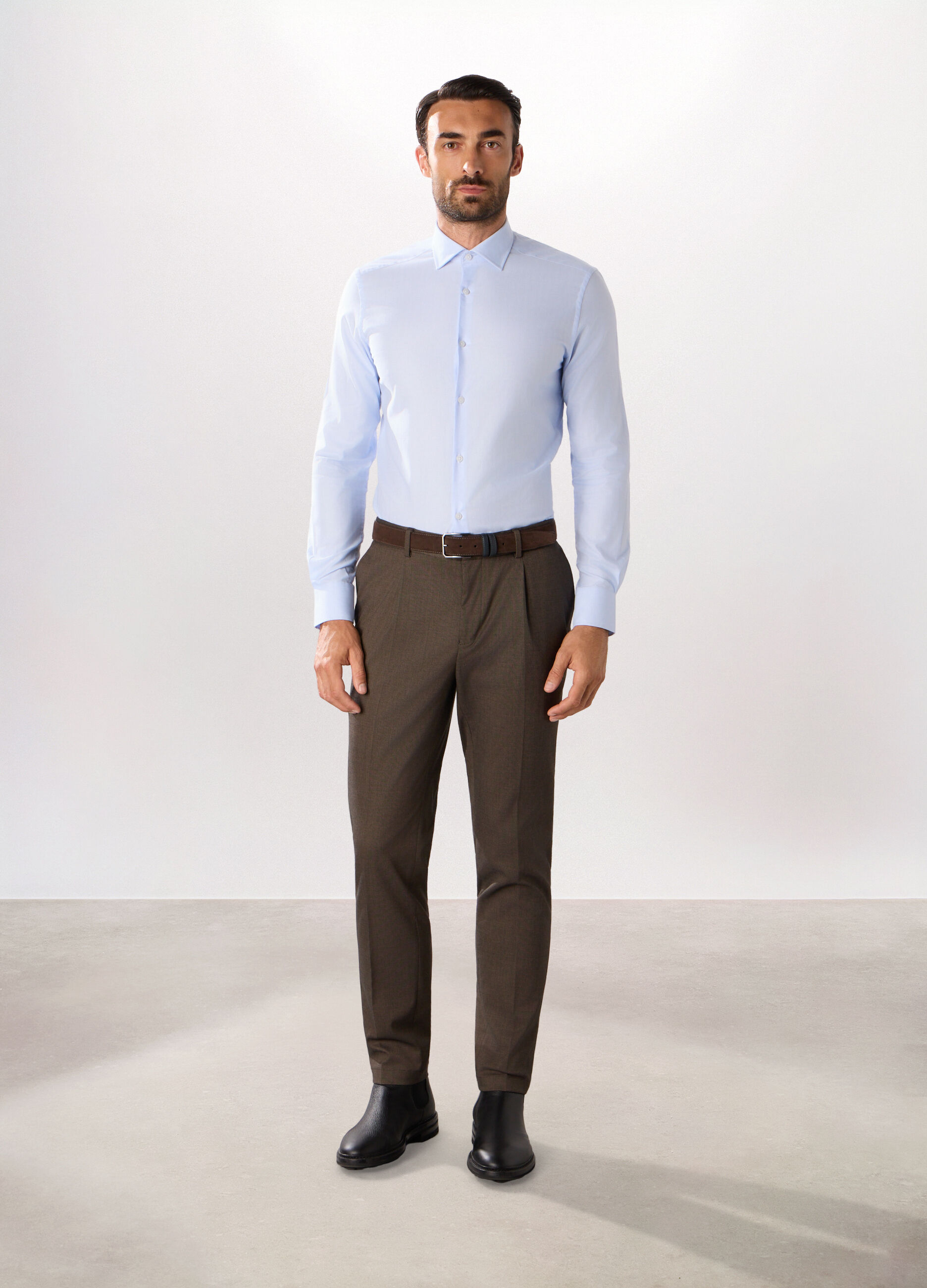 Pantalone slim con elastico uomo_0