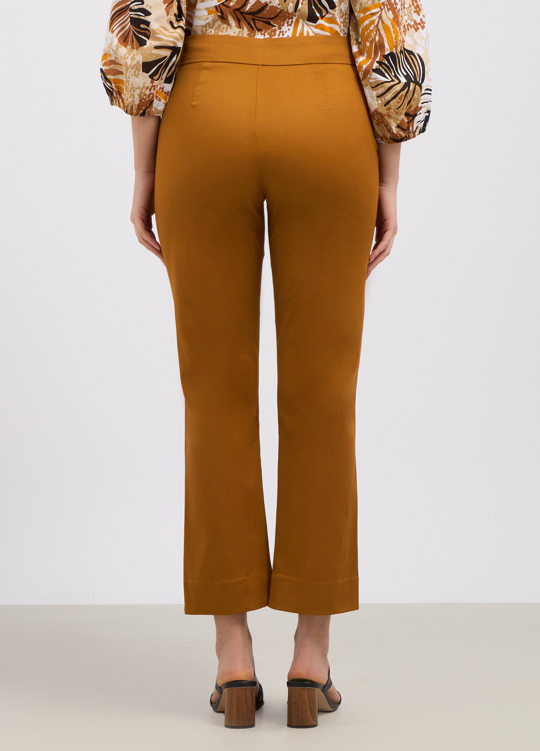 Pantaloni in cotone satin donna_1