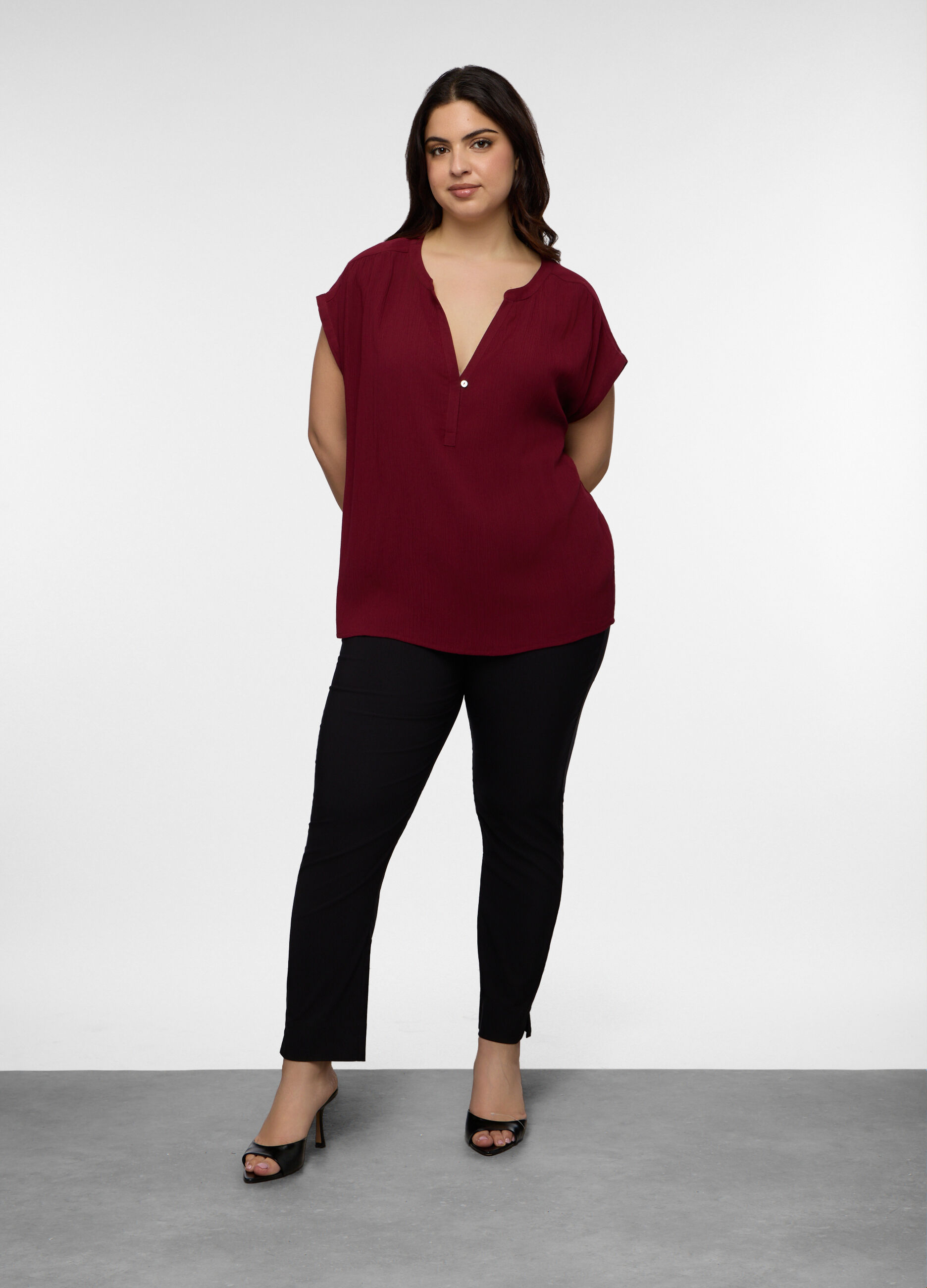 Pantaloni Fit Regular in misto viscosa stretch donna_0