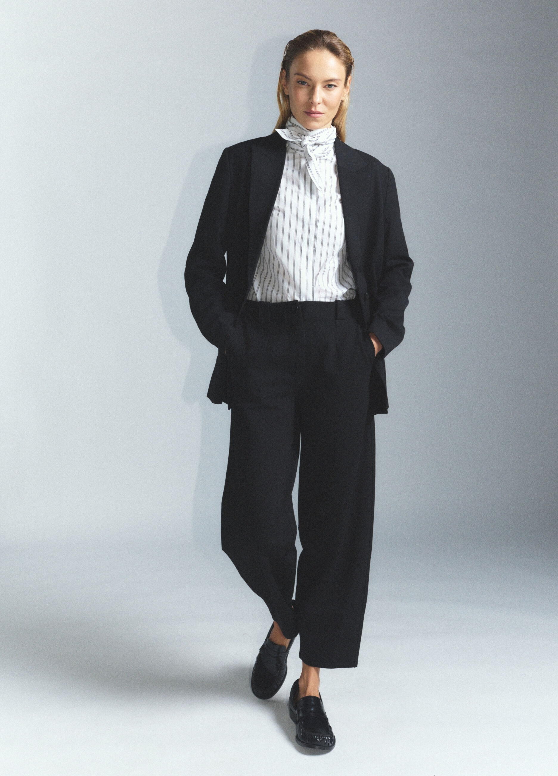 Pullover con scollo a V rasato misto cashmere donna_0