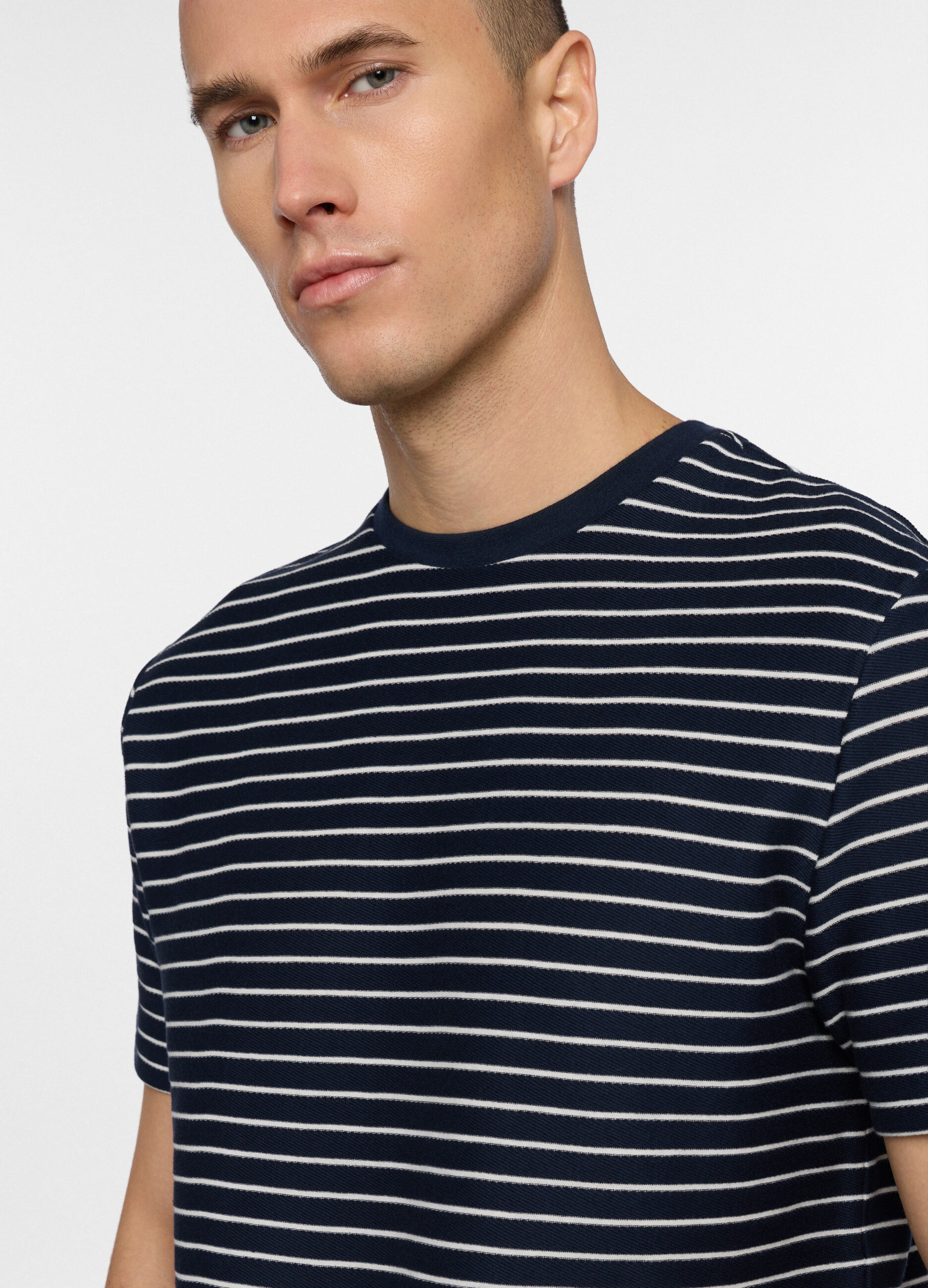 T-shirt in cotone a righe uomo_2