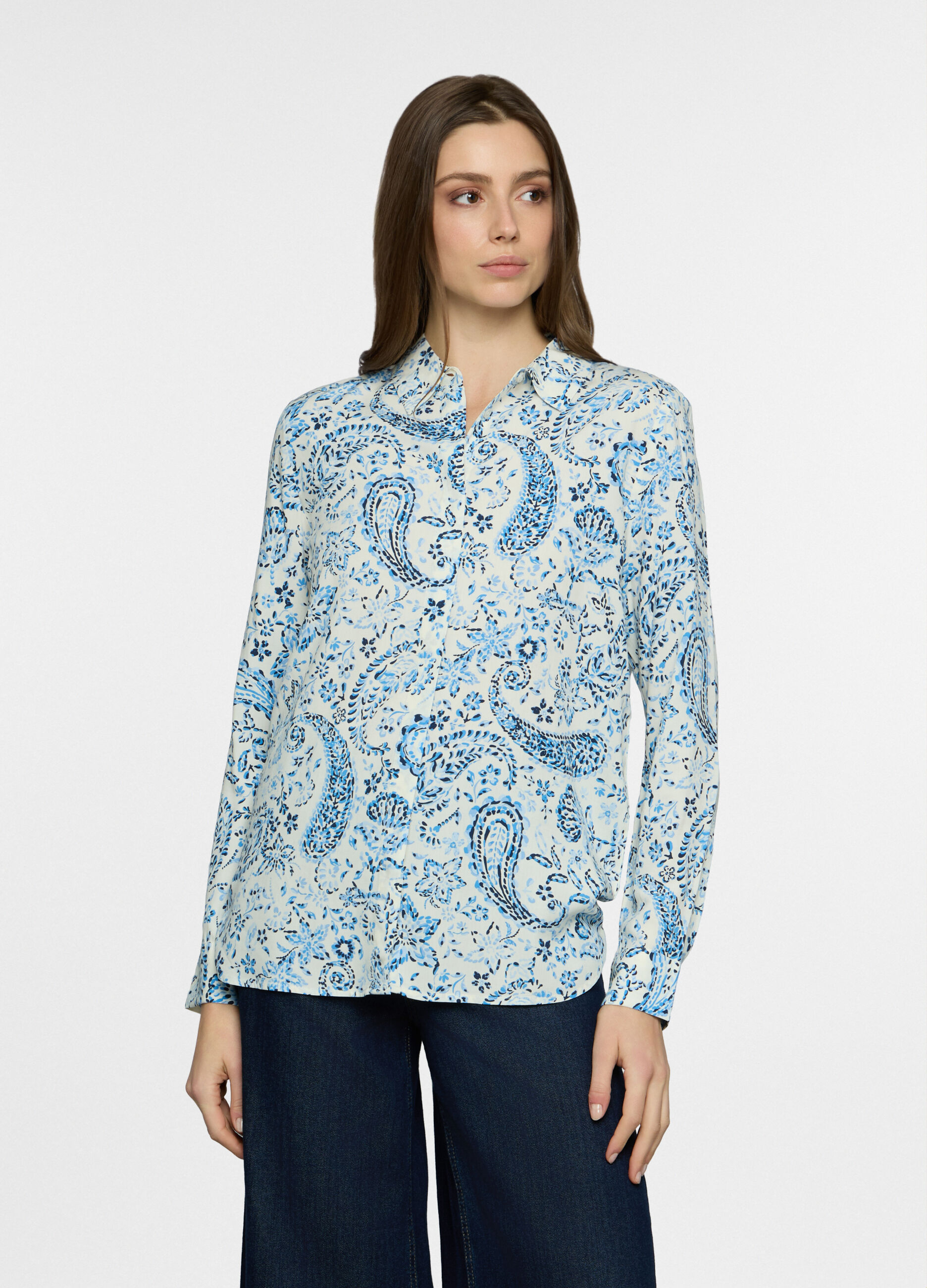Camicia regular fit con colletto alla francese in pura viscosa donna_0