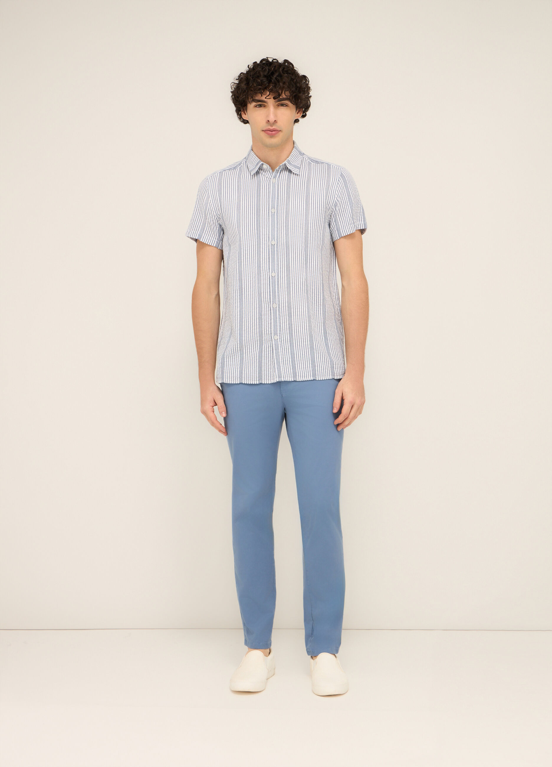 Pantaloni chino in cotone stretch uomo_0