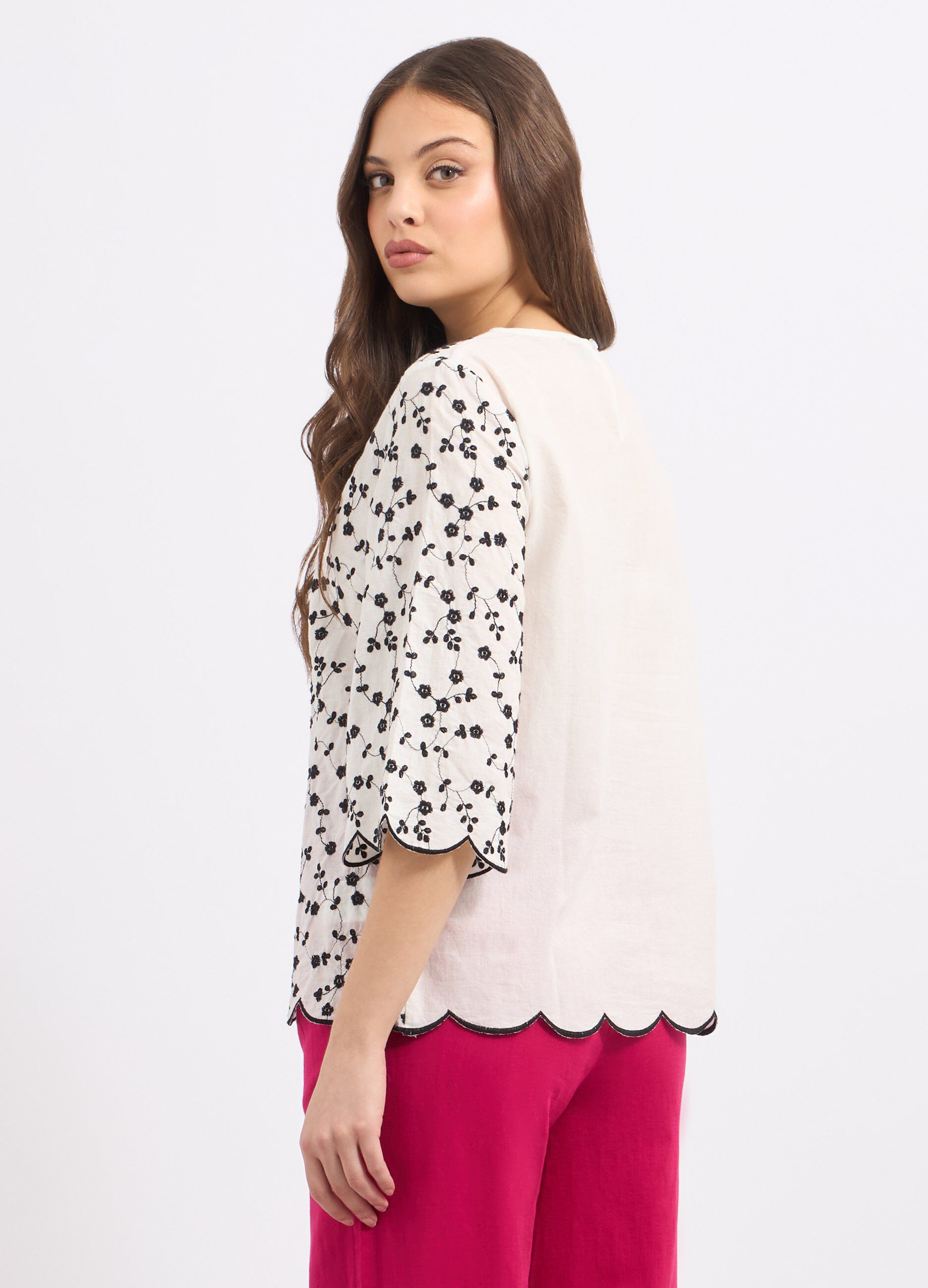 Blusa con ricamo donna_1