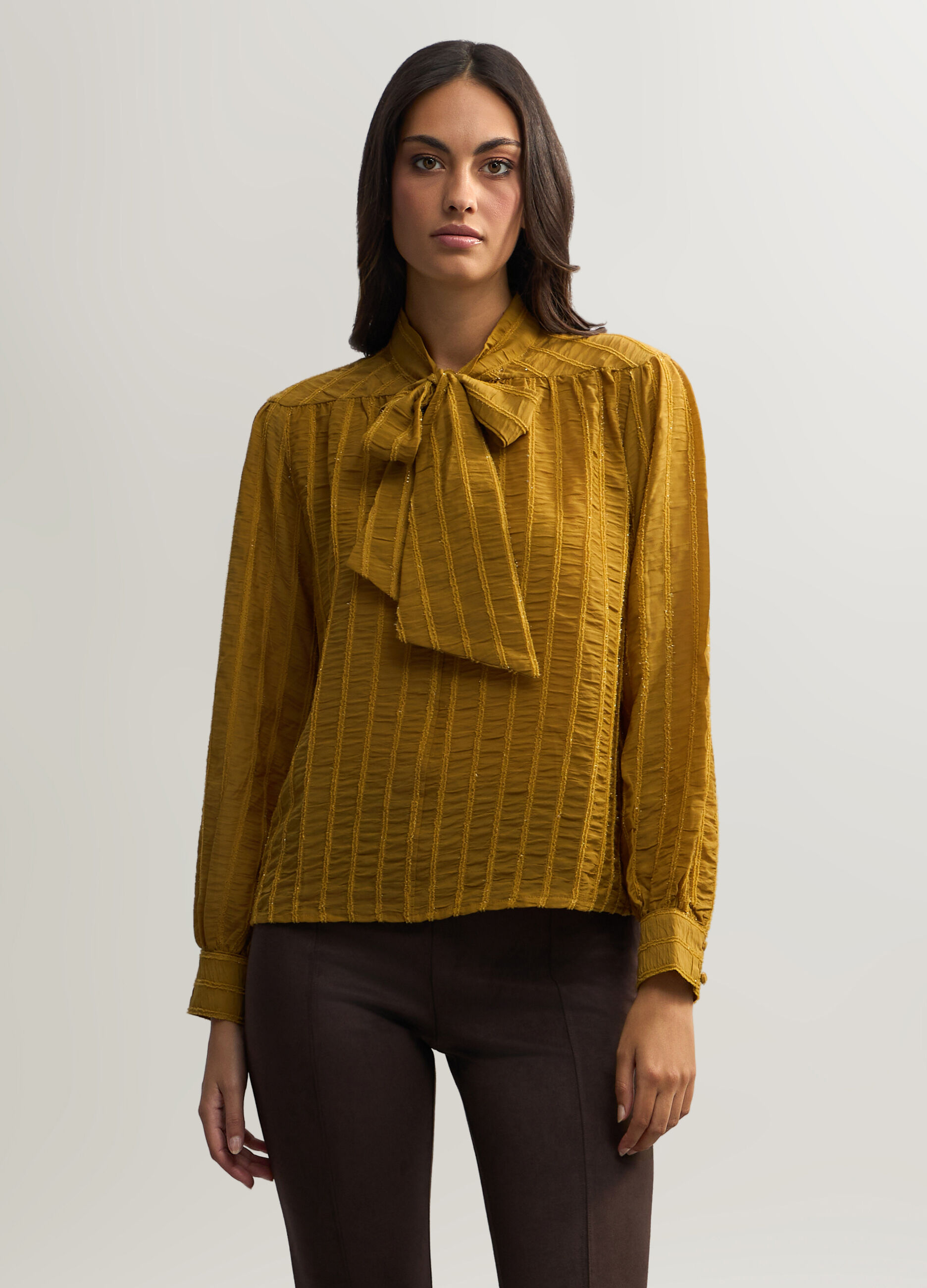 Blusa Fit Regular con fiocco donna_0