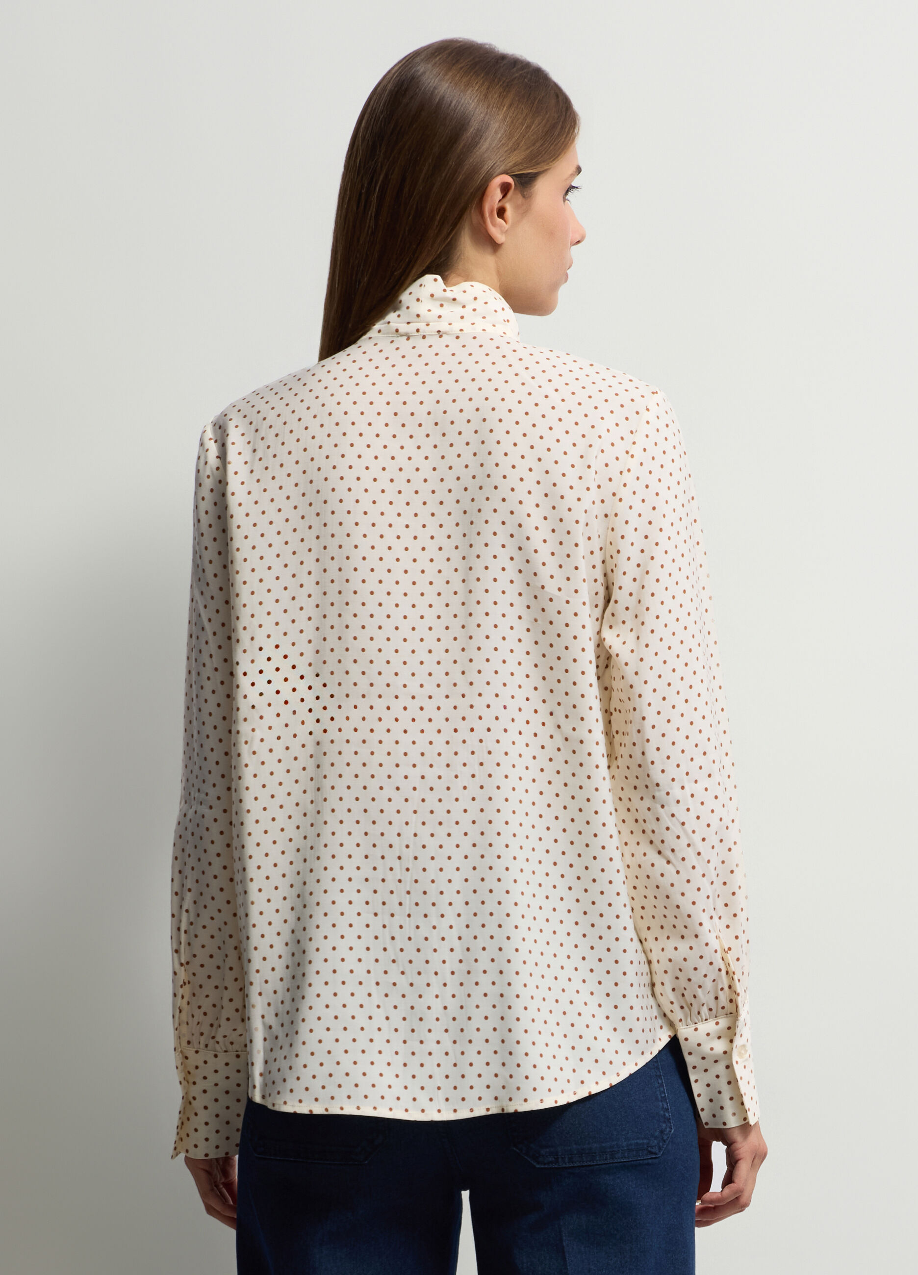 Camicia Fit Regular scollo con fiocco donna_1