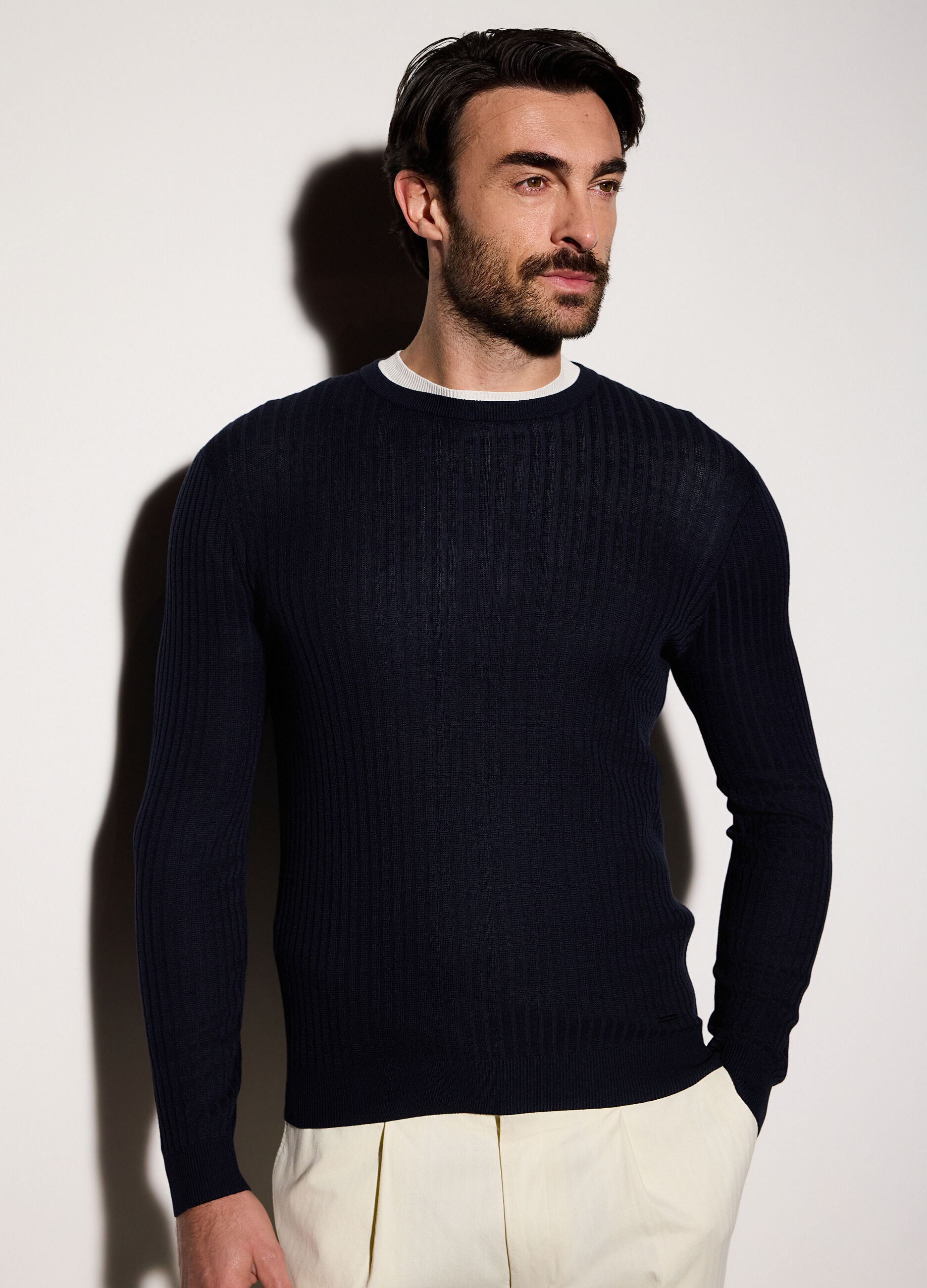 Maglione girocollo a costine uomo_2