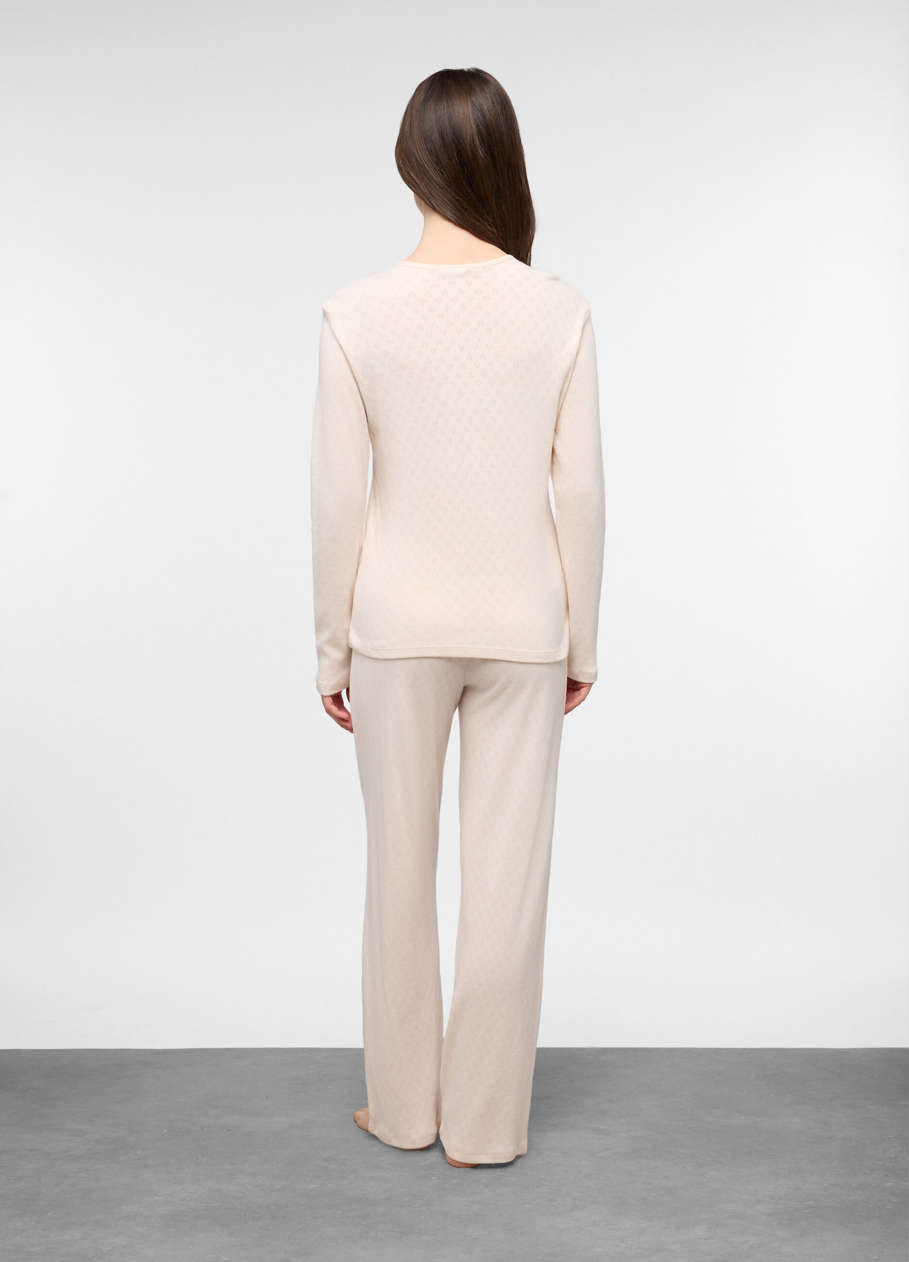 Set pigiama lungo in puro cotone con motivo traforato donna_1