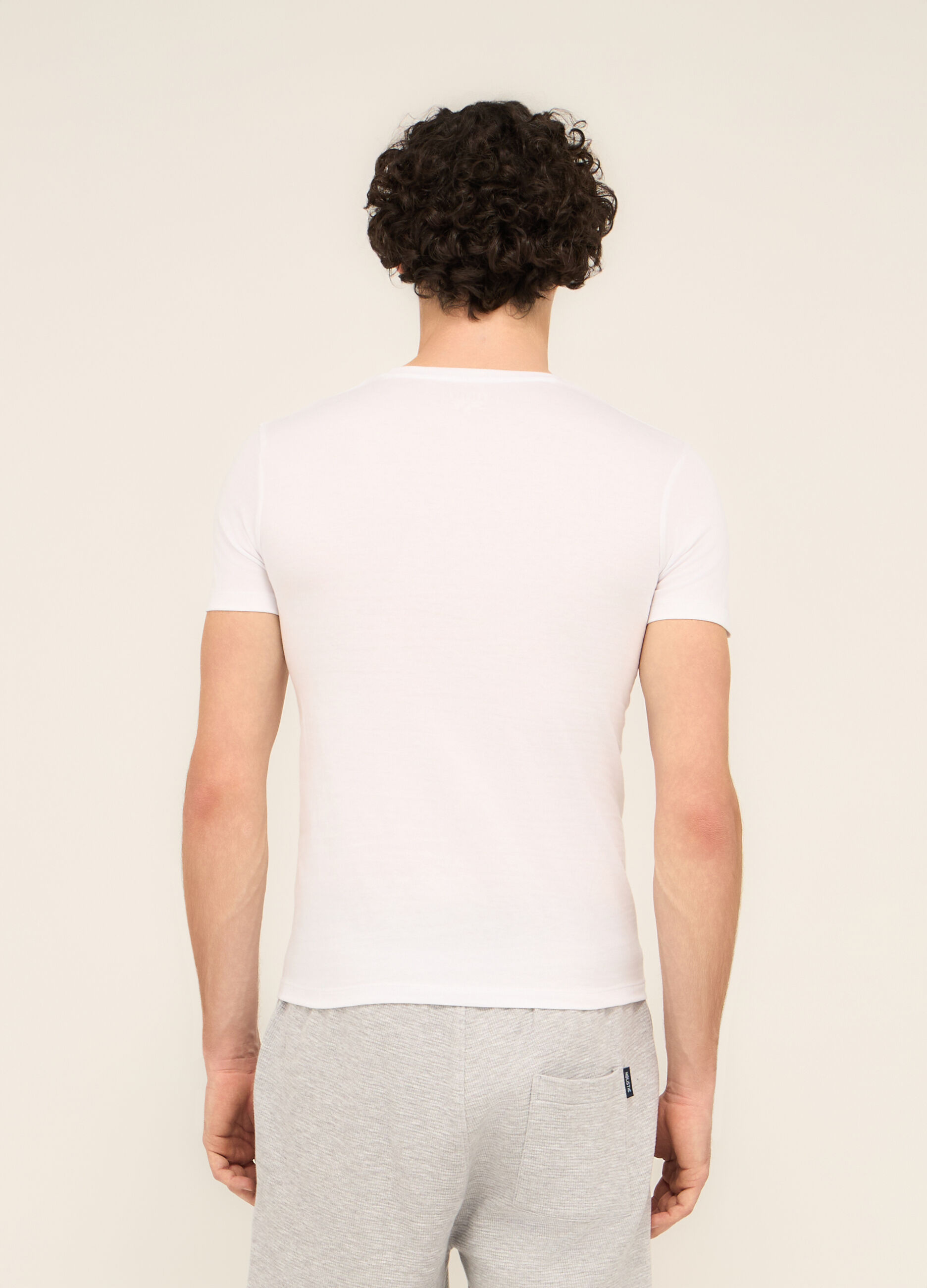 T-shirt intima scollo a V in cotone uomo_1
