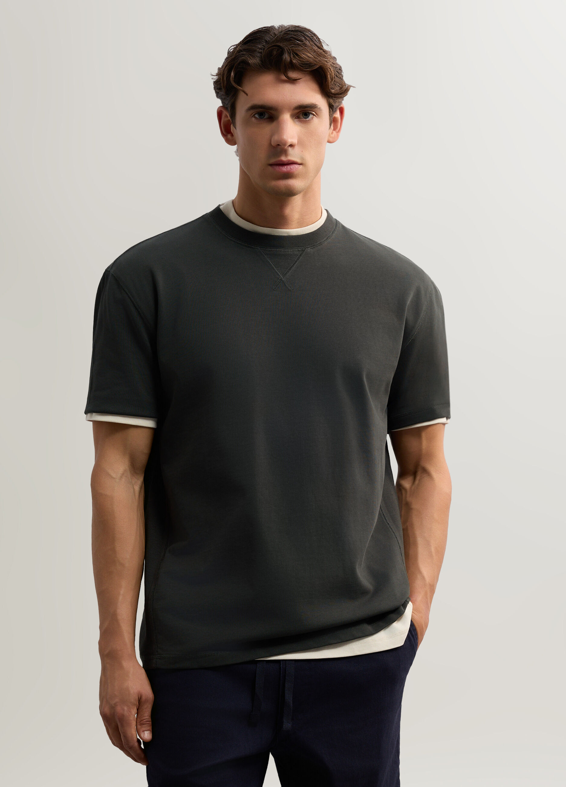 T-shirt con girocollo a costine in cotone uomo_0