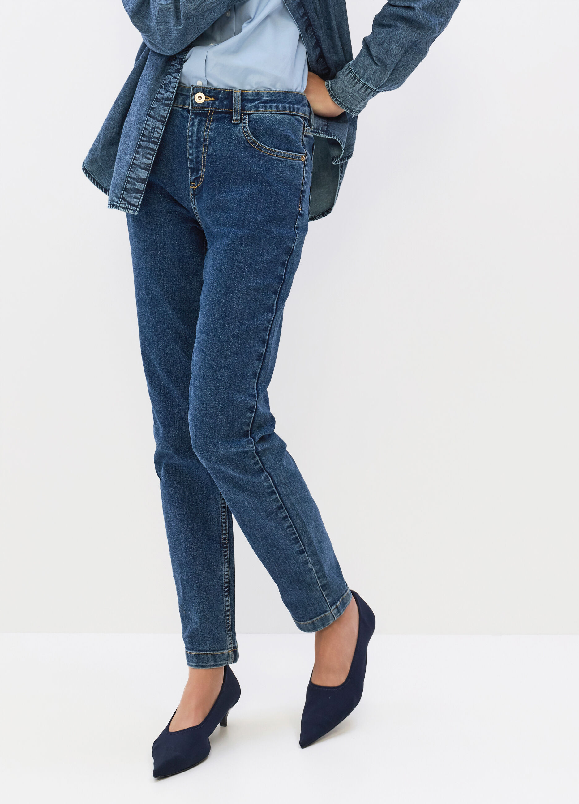 Pantaloni Slim Fit in denim stretch misto cotone donna_2