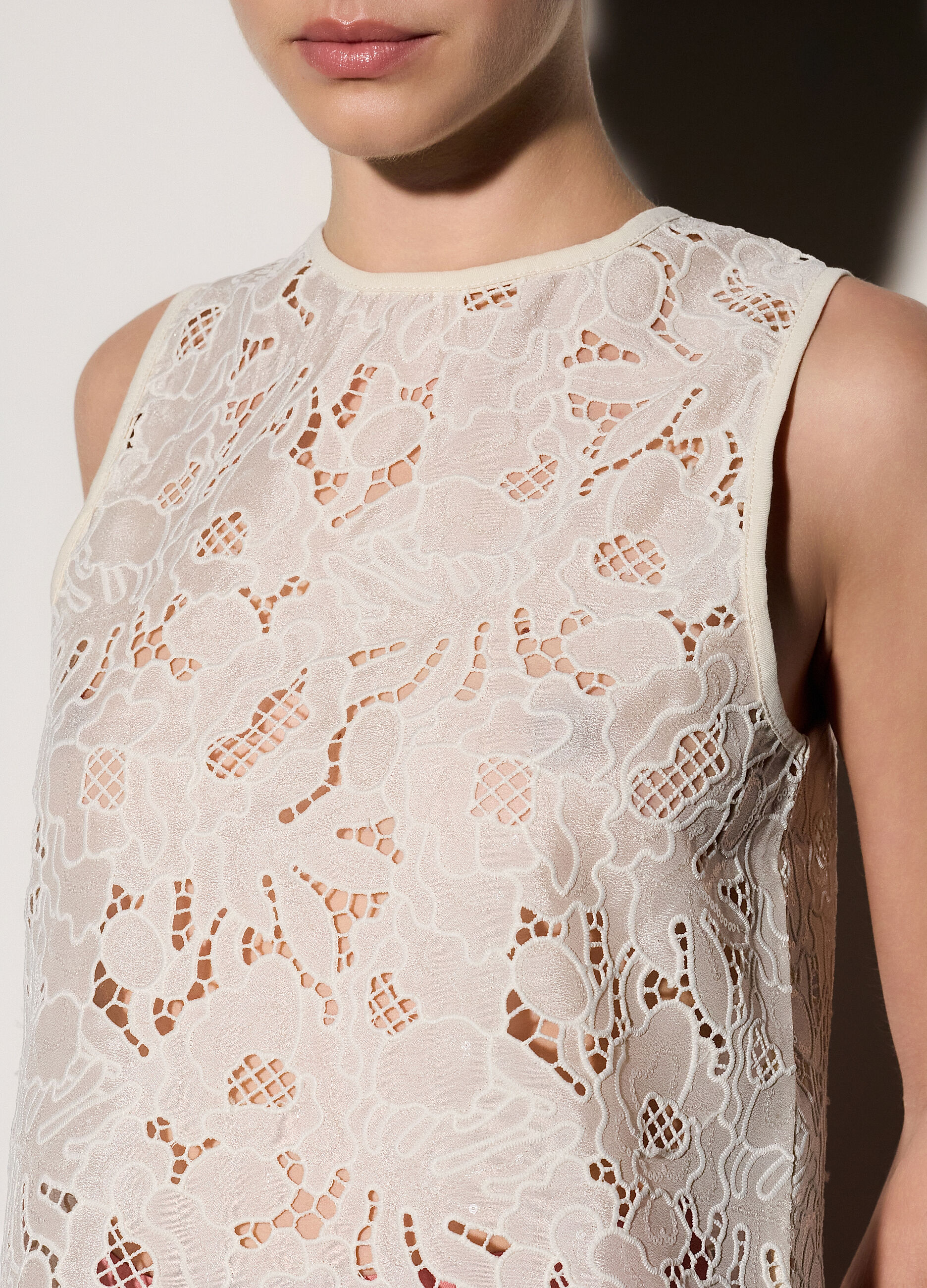Top girocollo in popeline donna
