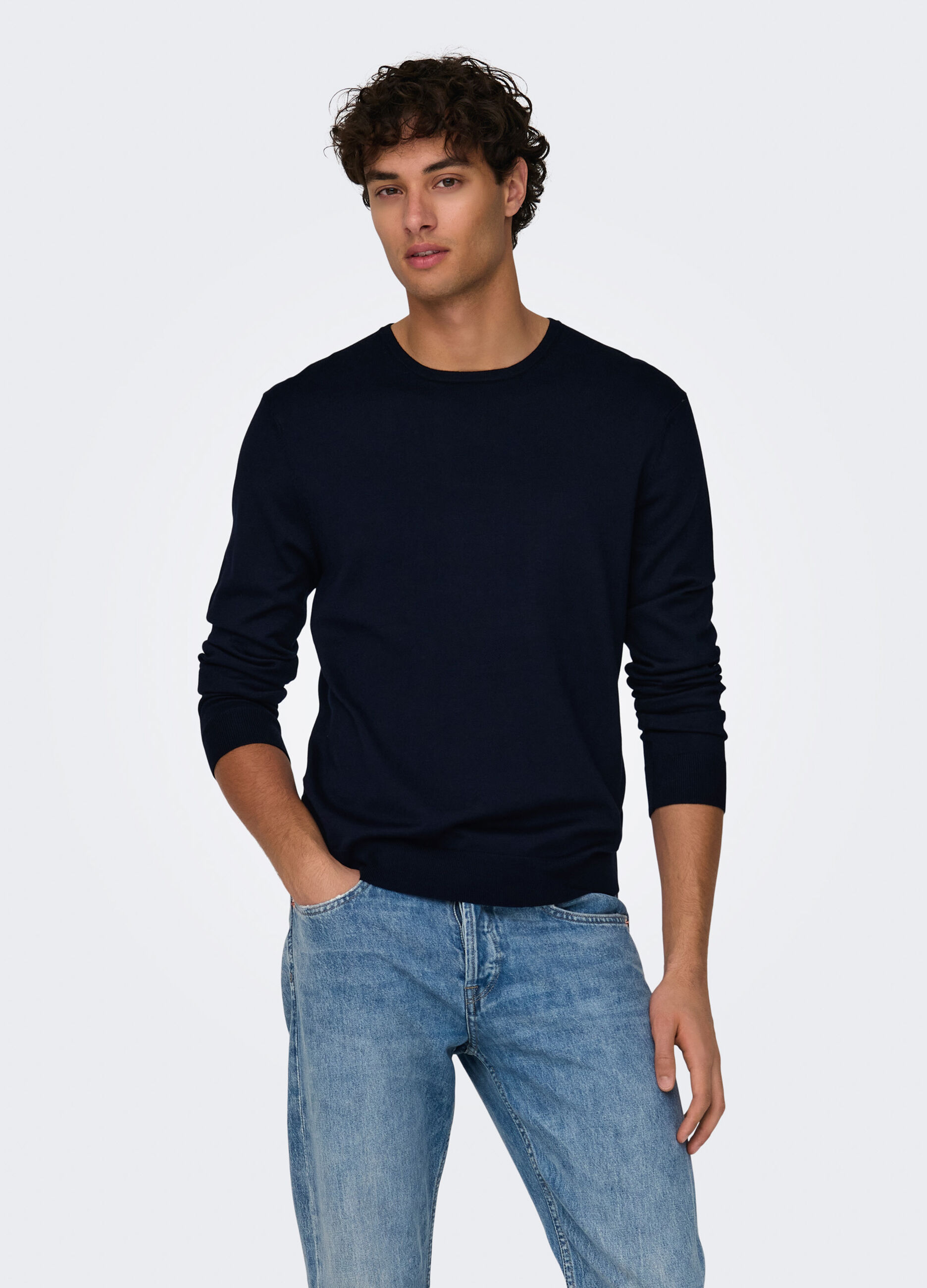 Maglione girocollo a maglia rasata uomo_0