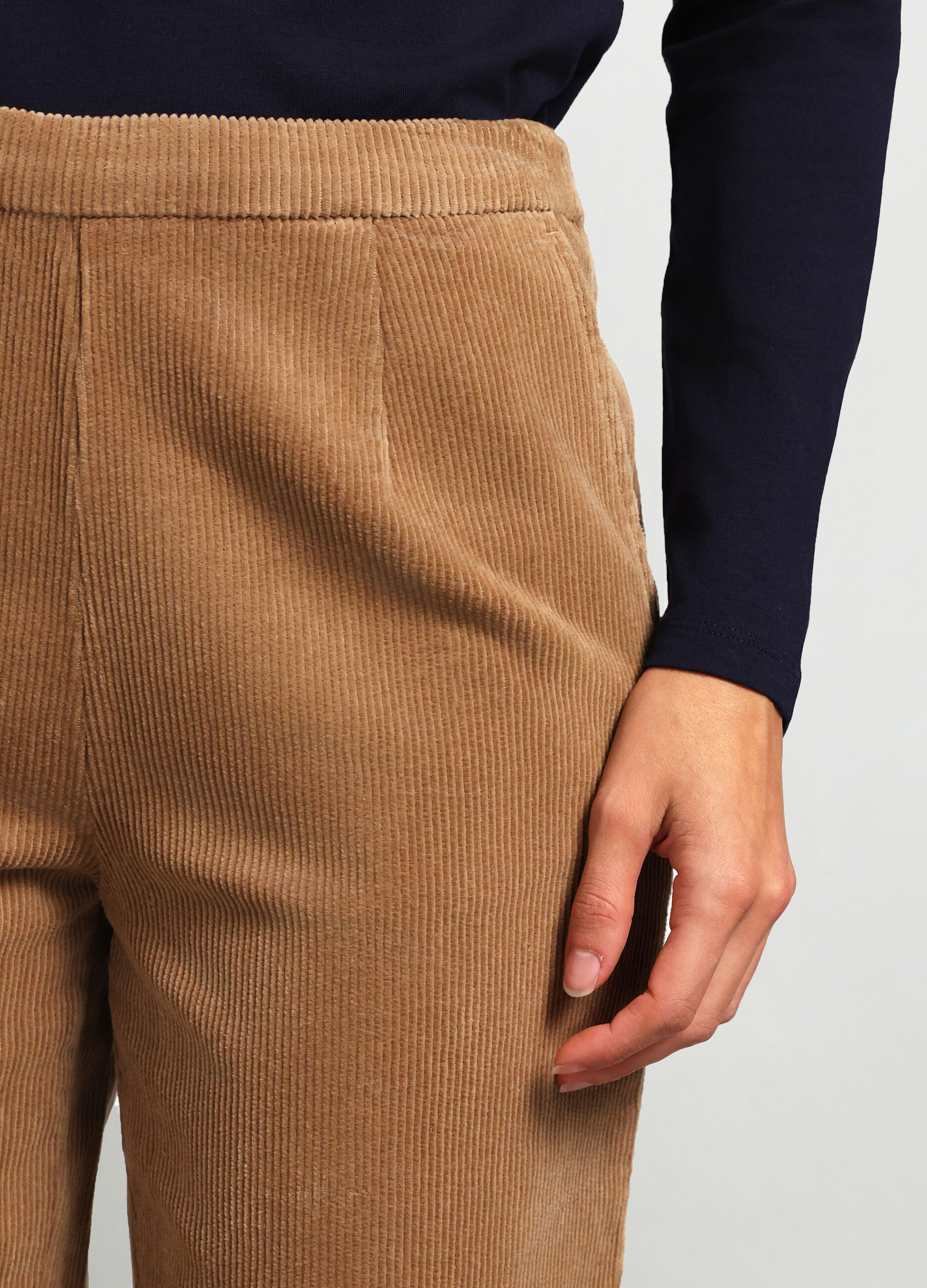 Pantaloni in costina di velluto donna_2