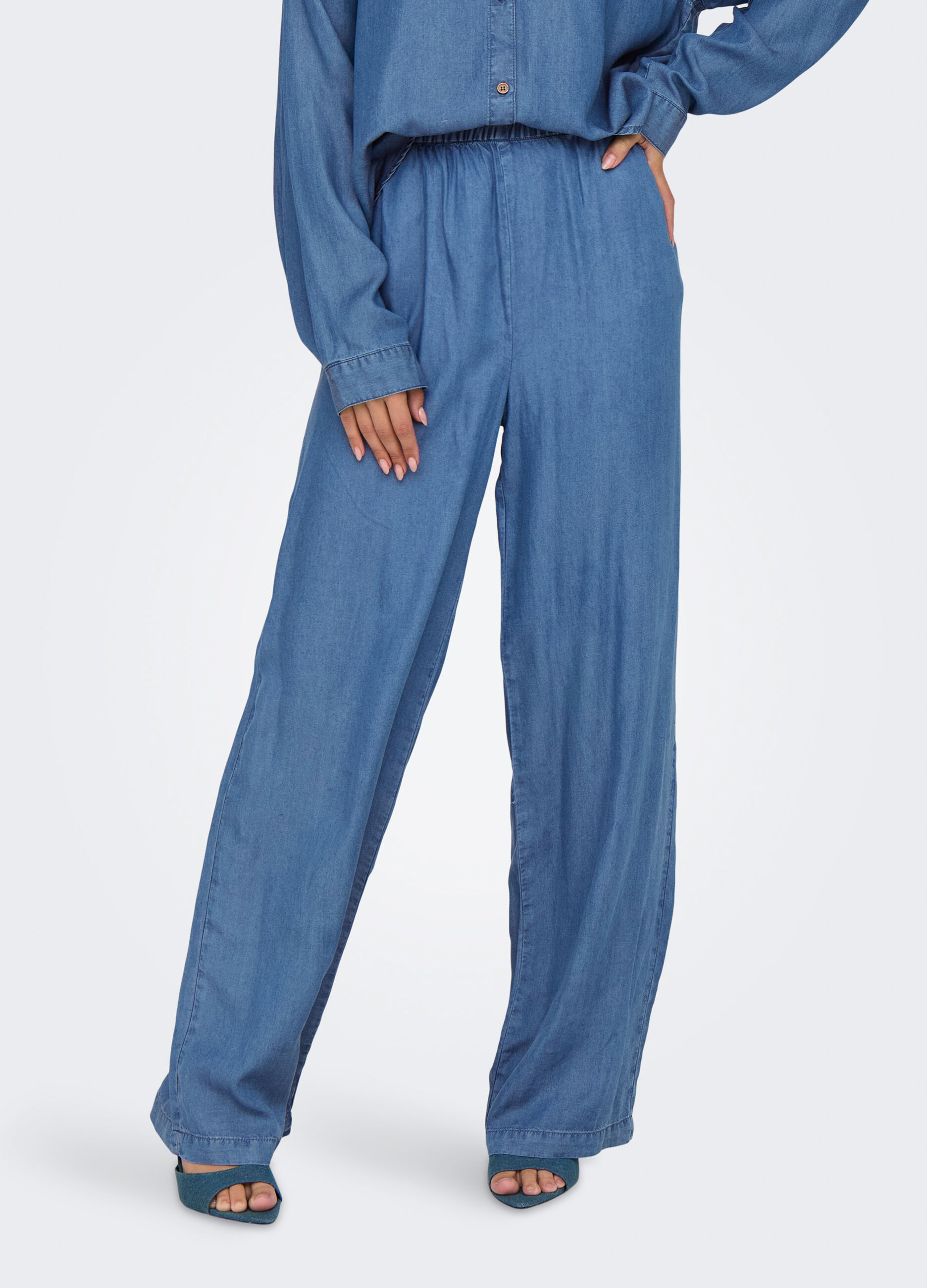 Pantaloni in chambray donna_2