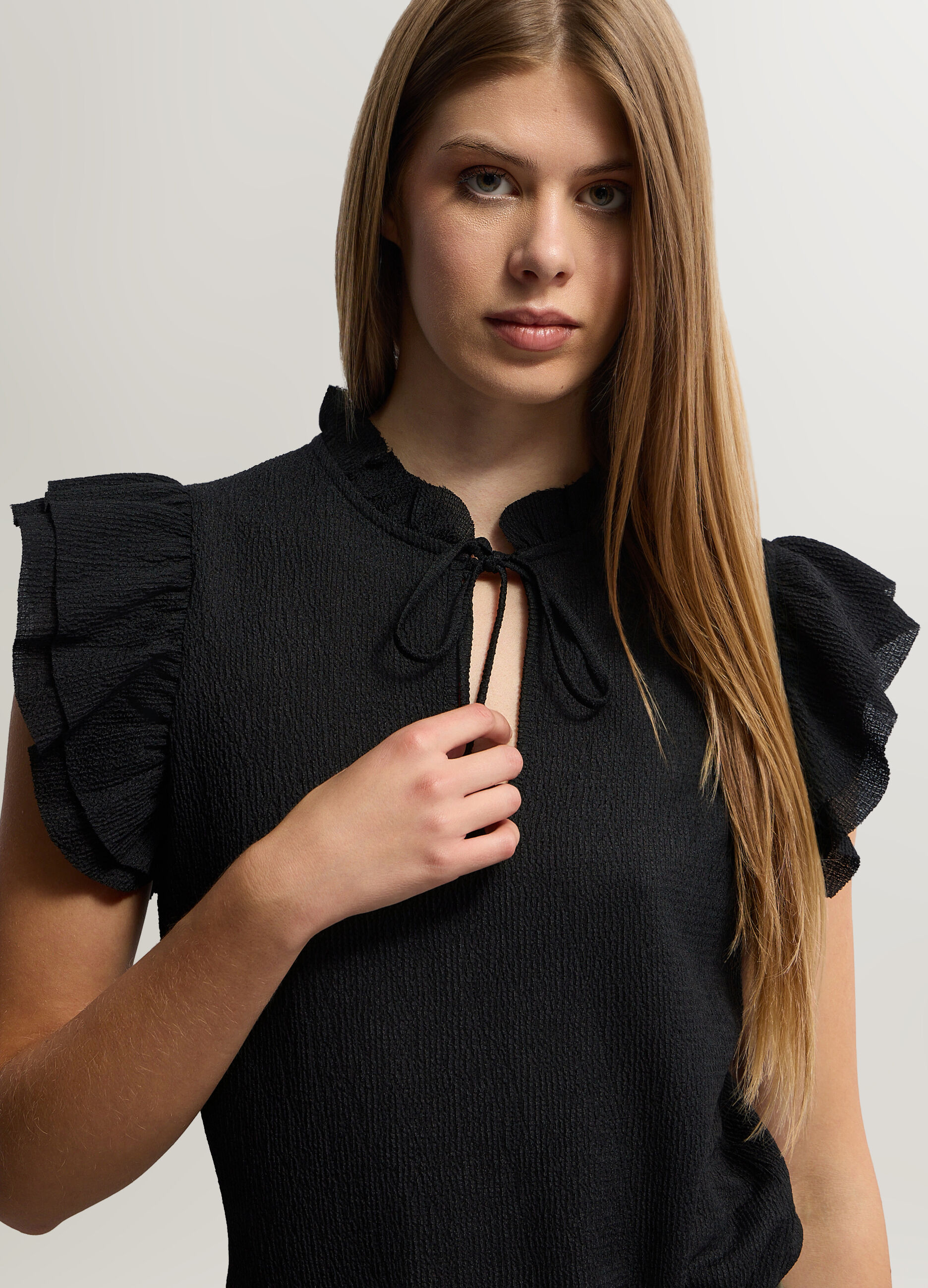 Blusa Fit Regular con scollo a goccia cr&ecirc;pe stretch donna_2
