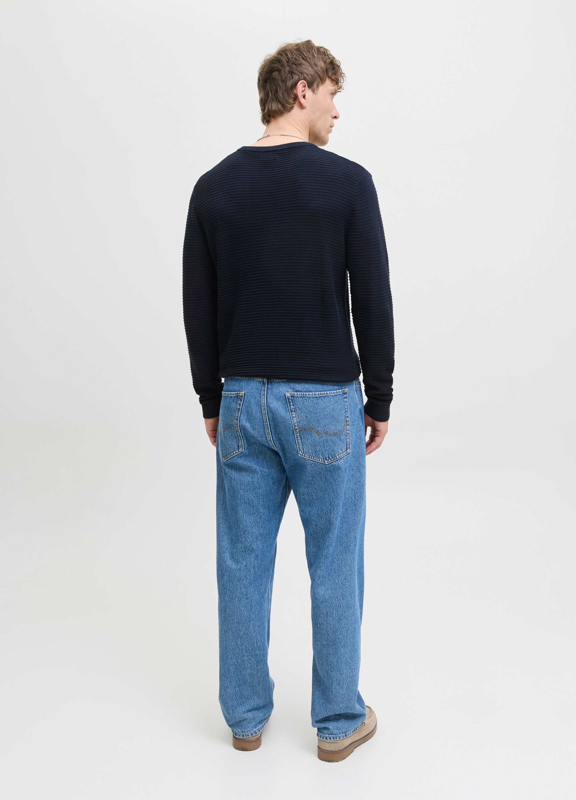 Maglione girocollo con motivo in rilievo uomo_1