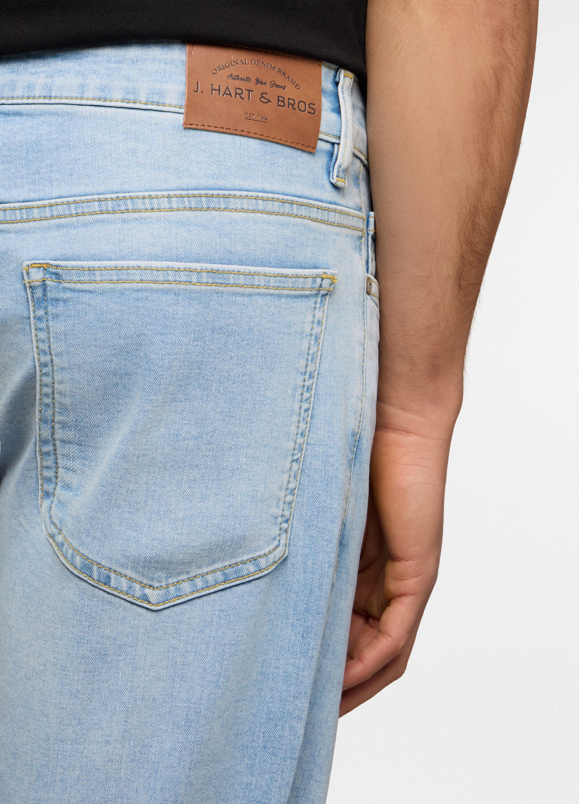 Jeans slim fit in denim stretch lavato uomo_3