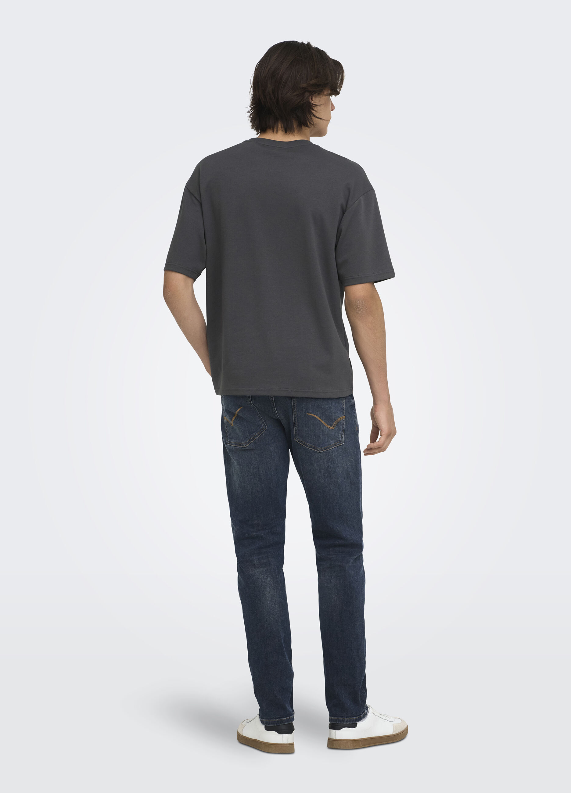 T-shirt girocollo a maniche corte uomo_1