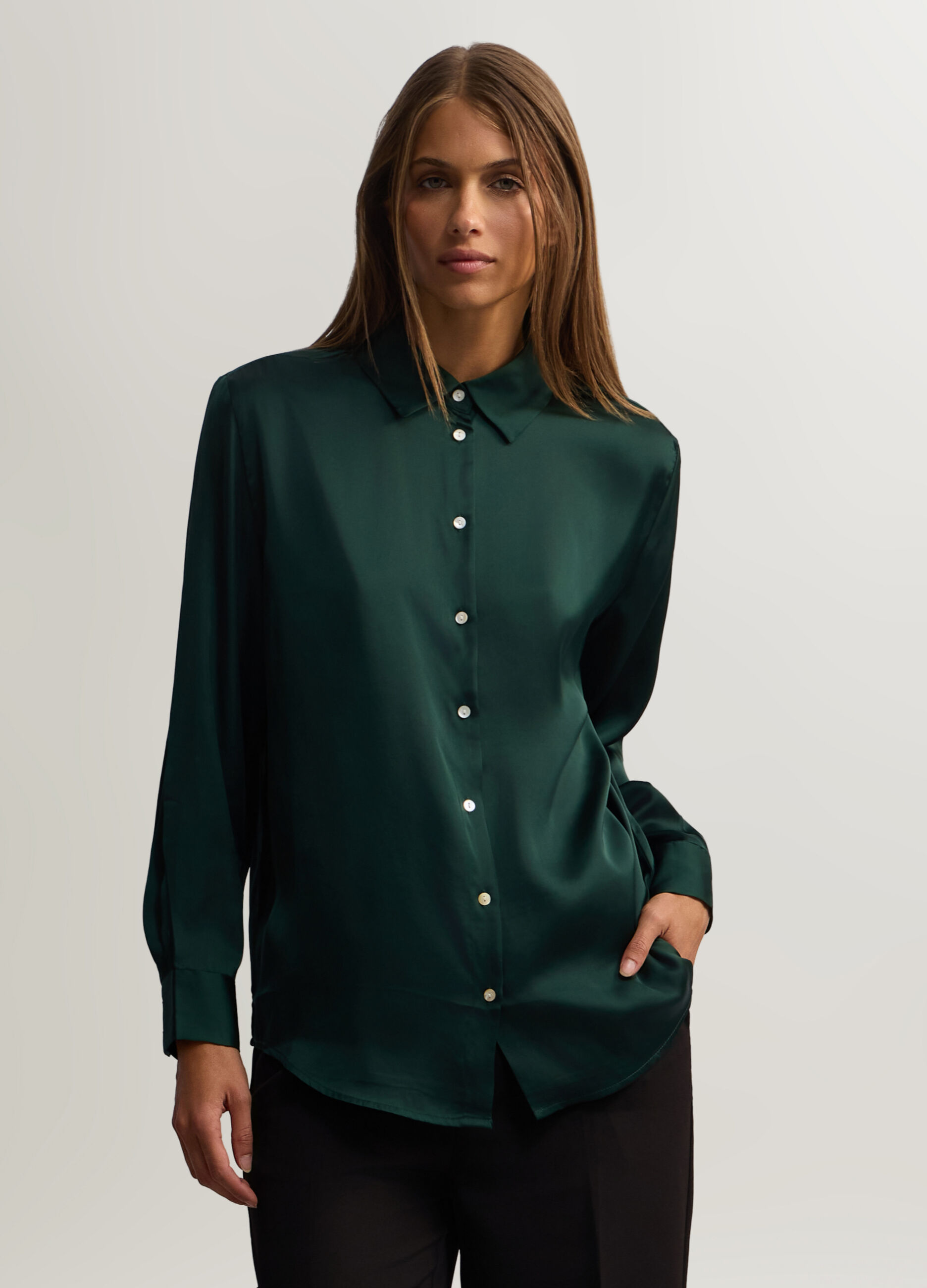 Camicia Fit Over con colletto alla francese donna _0