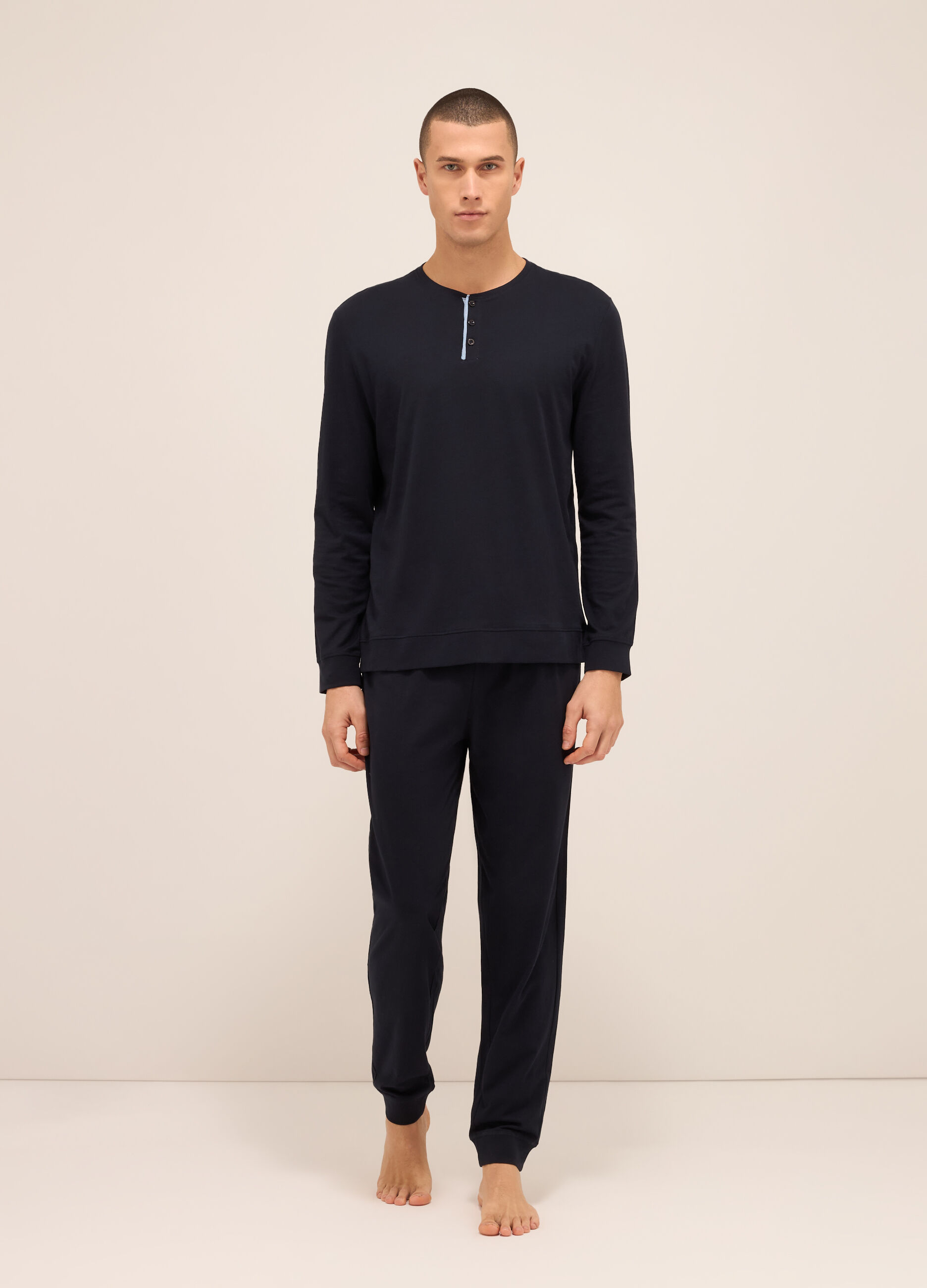 Maglia del pigiama a serafino in jersey di cotone uomo_0