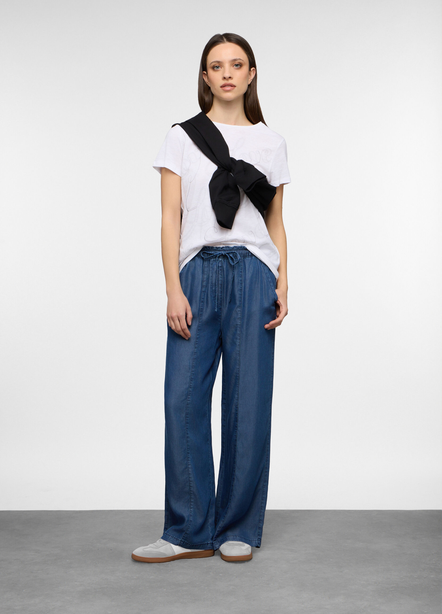 Jogger fit straight in Lyocell con vita elasticata donna_0