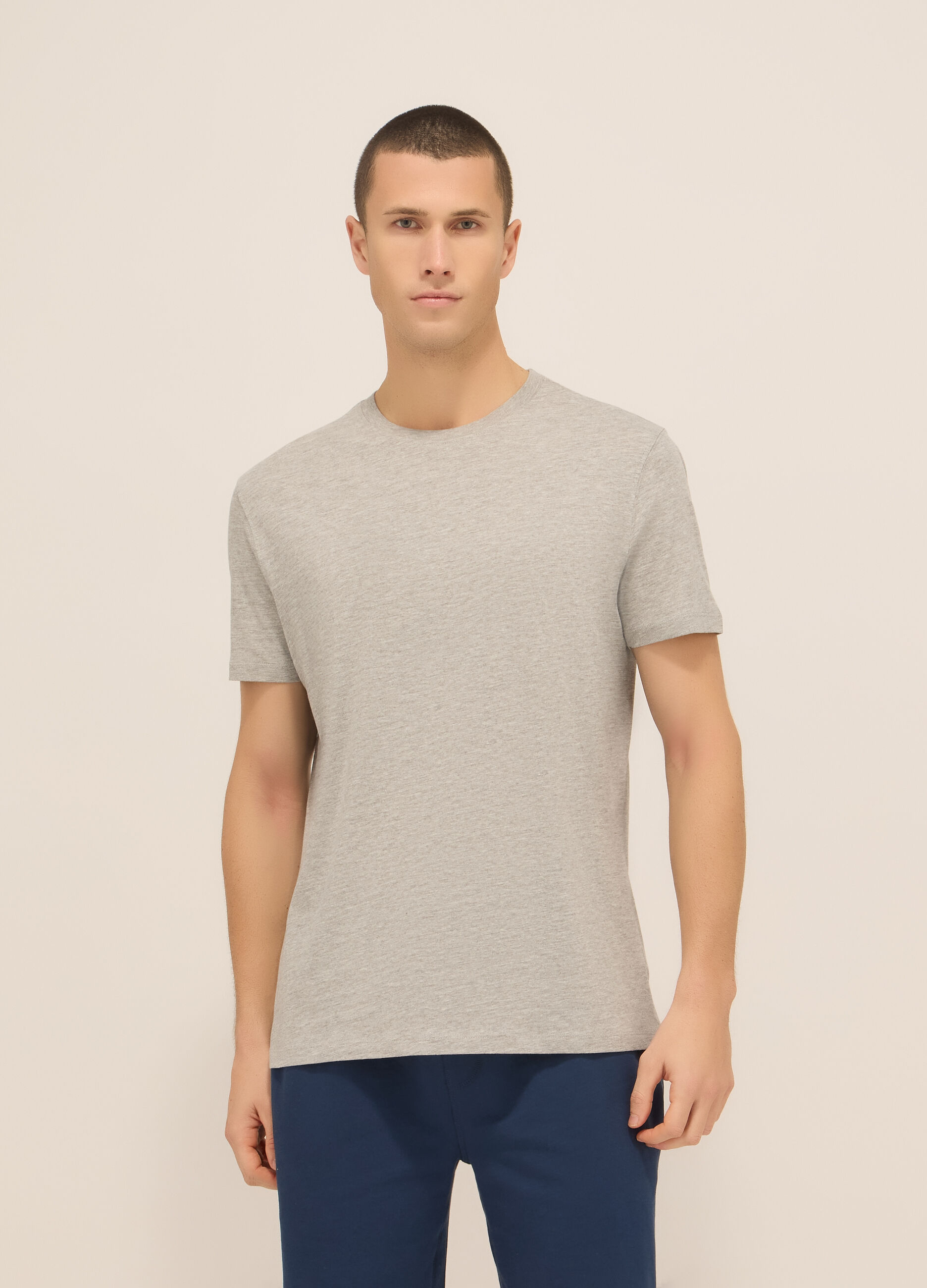 T-shirt girocollo in jersey di puro cotone uomo_0