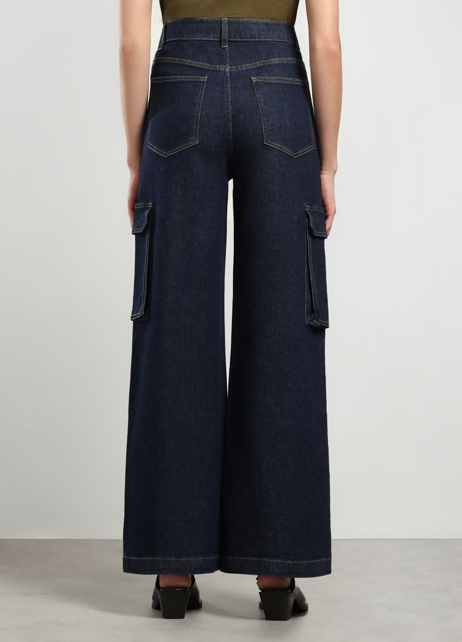Pantaloni cargo in denim di cotone stretch donna_1