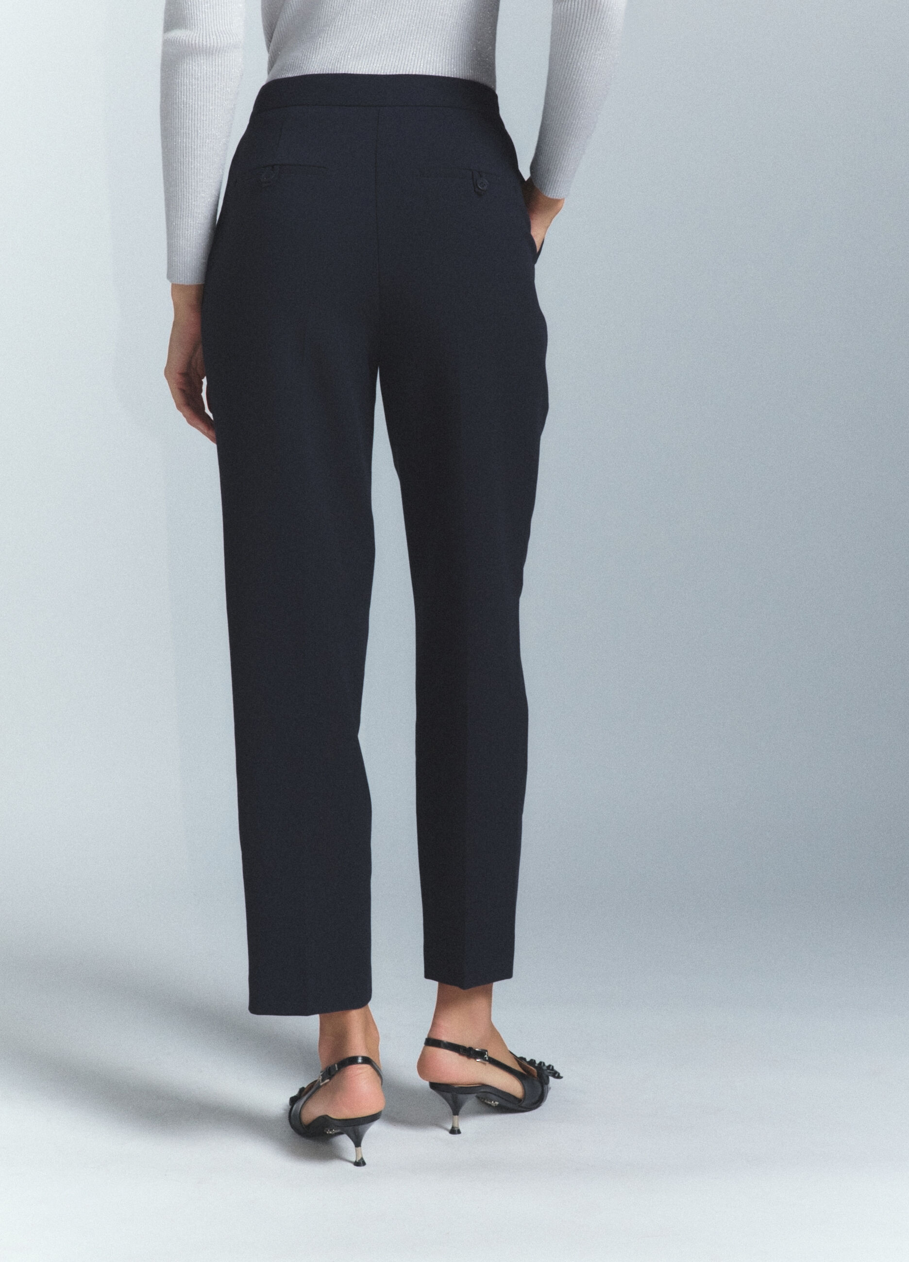Pantaloni Fit Regular crepe donna_3
