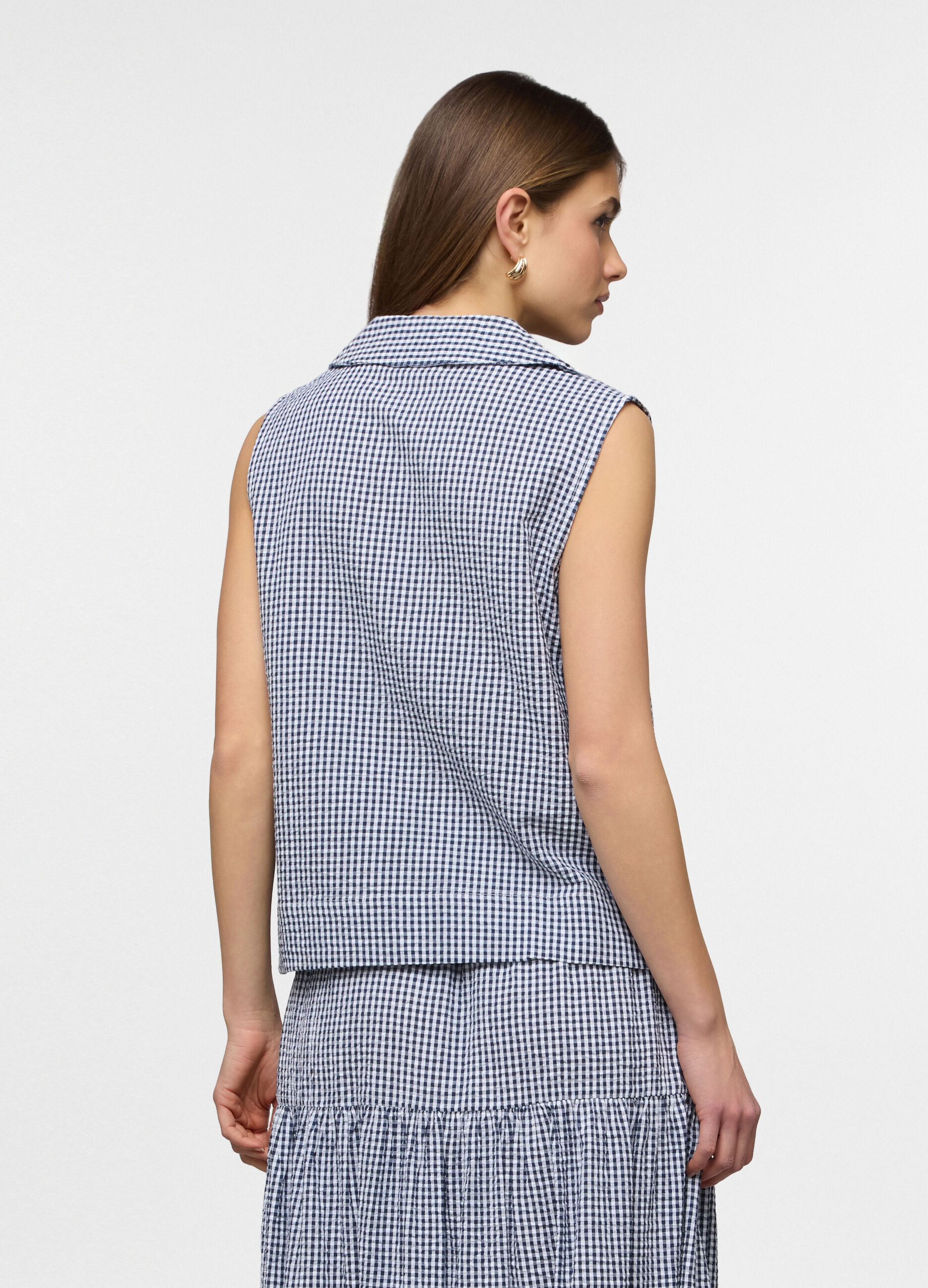 Blusa fit regular smanicata in puro cotone seersucker donna_1
