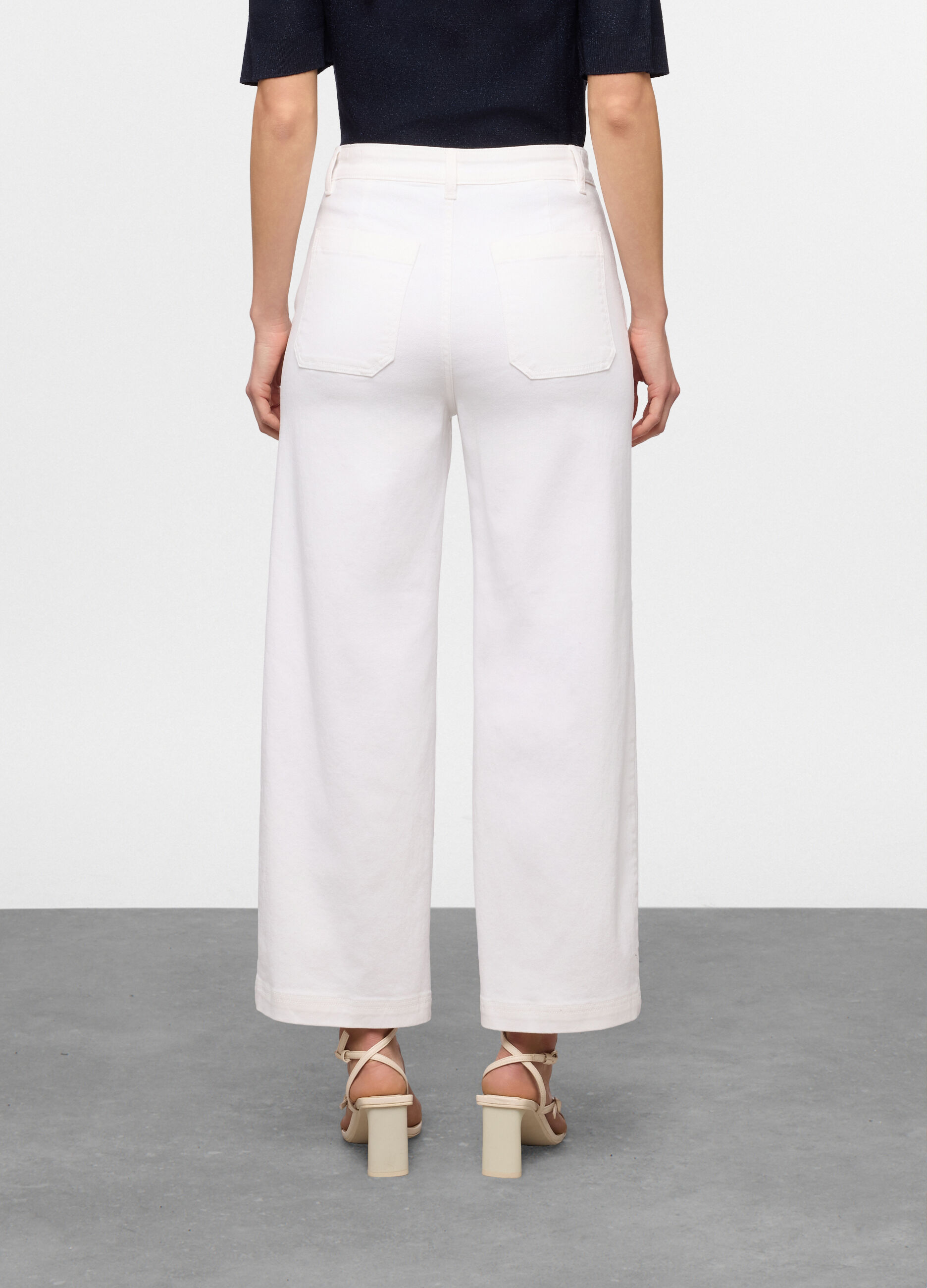 Pantaloni regular fit in cotone stretch donna_1