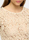 Maglia a maniche corte a girocollo in cotone crochet donna_2