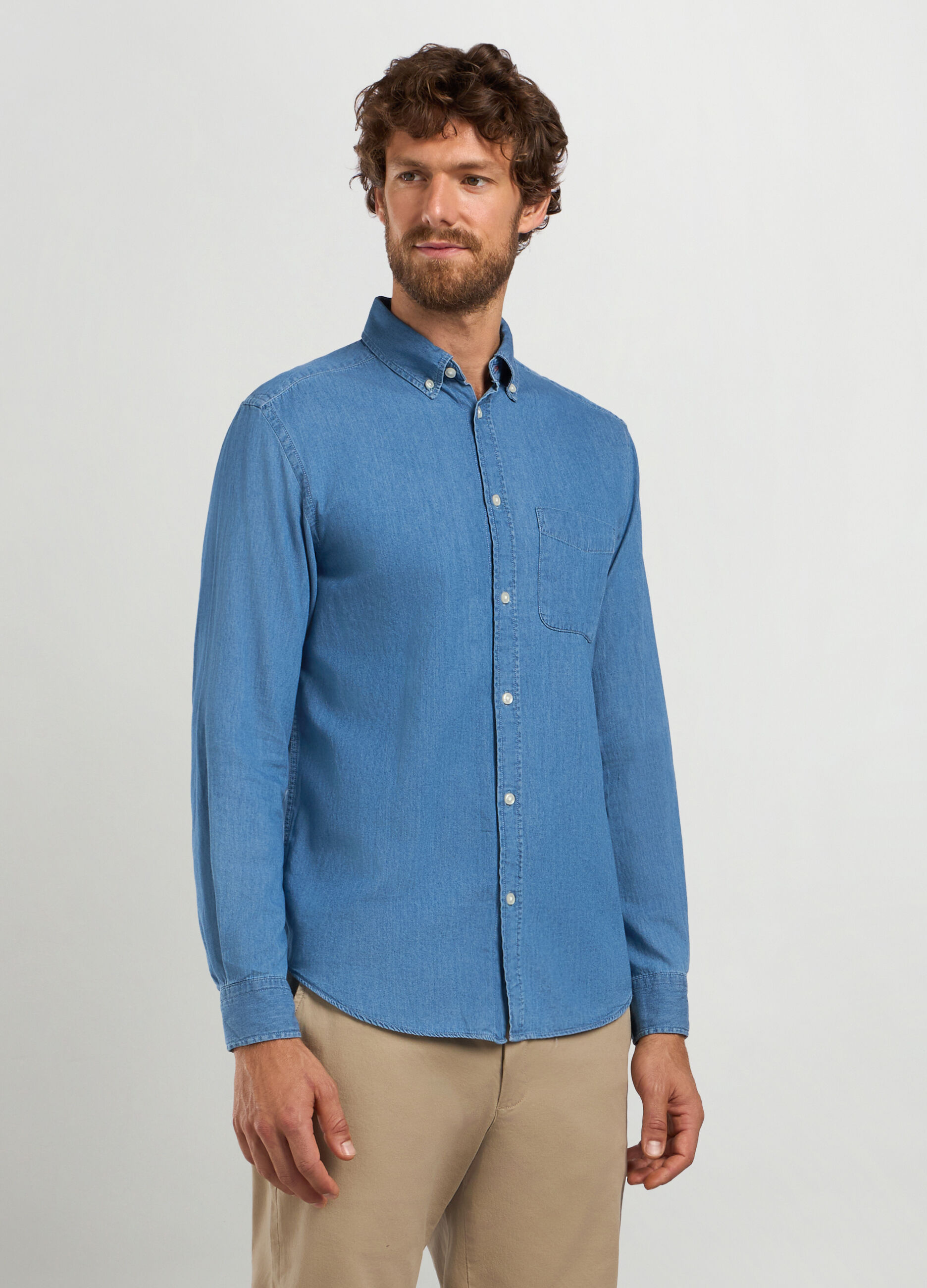 Camicia regular fit colletto button down in denim di cotone uomo_0