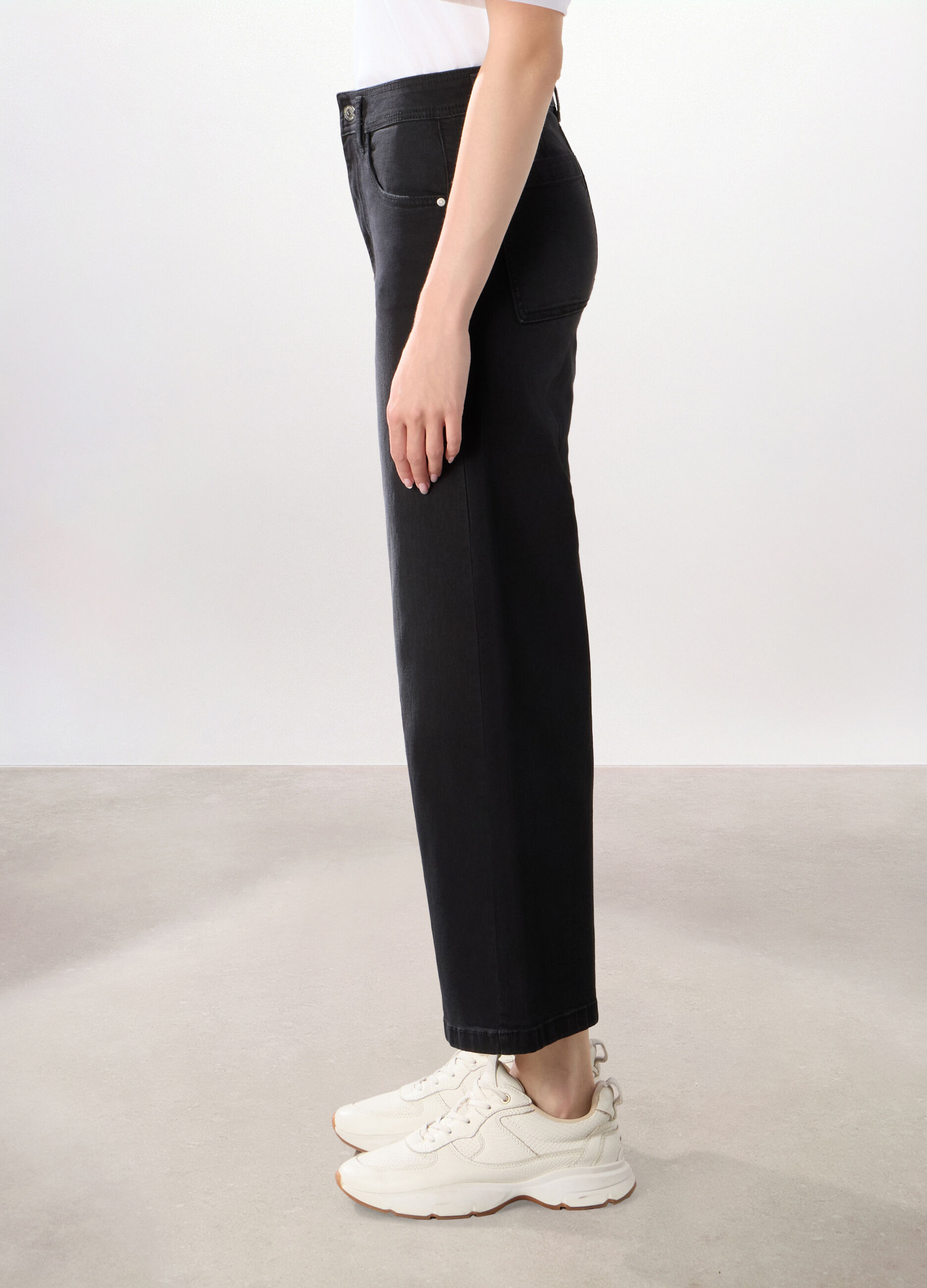 Pantaloni wide leg in denim misto cotone stretch_3