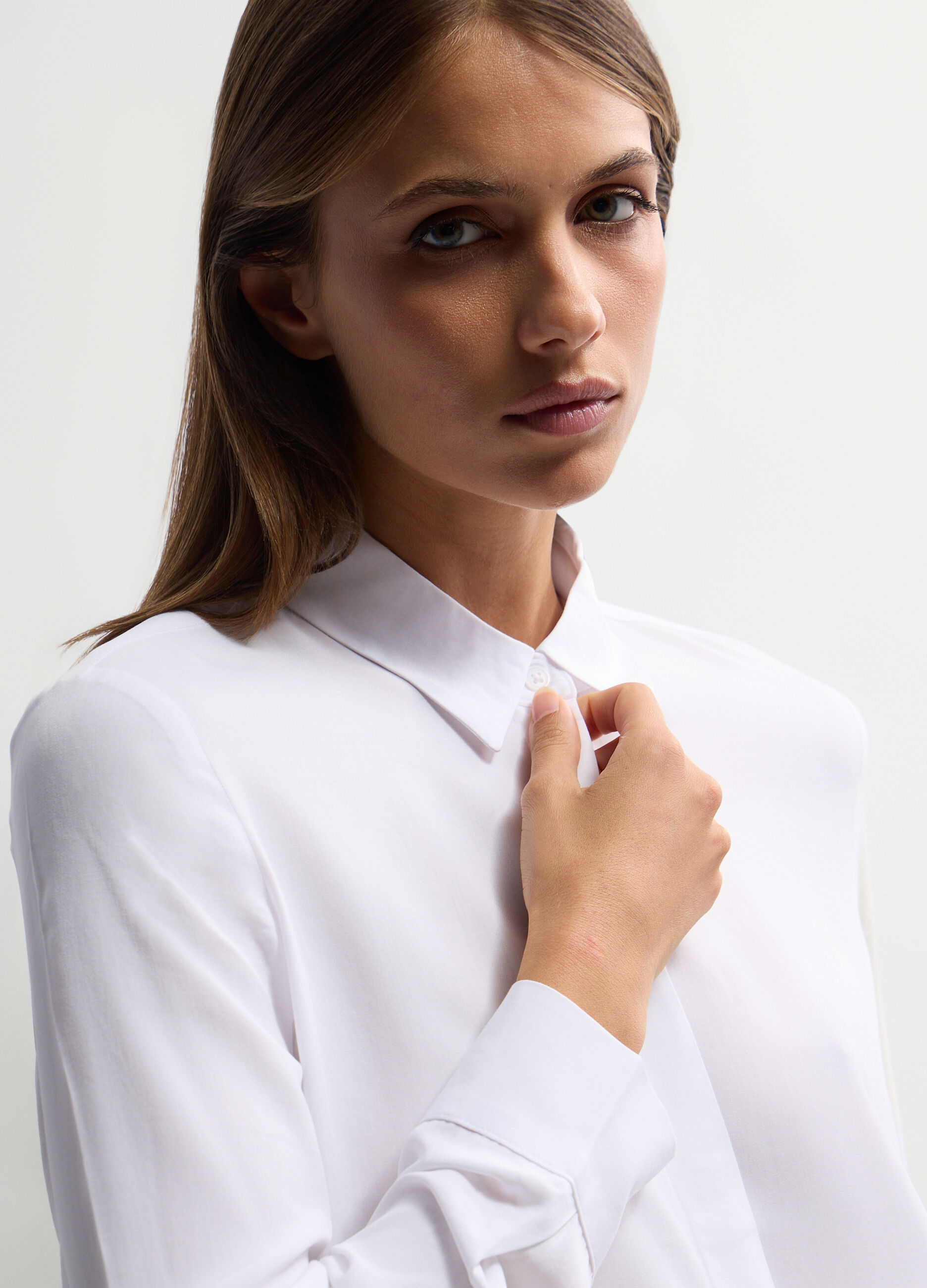 Camicia Fit Regular con colletto alla francese in pura viscosa donna_2