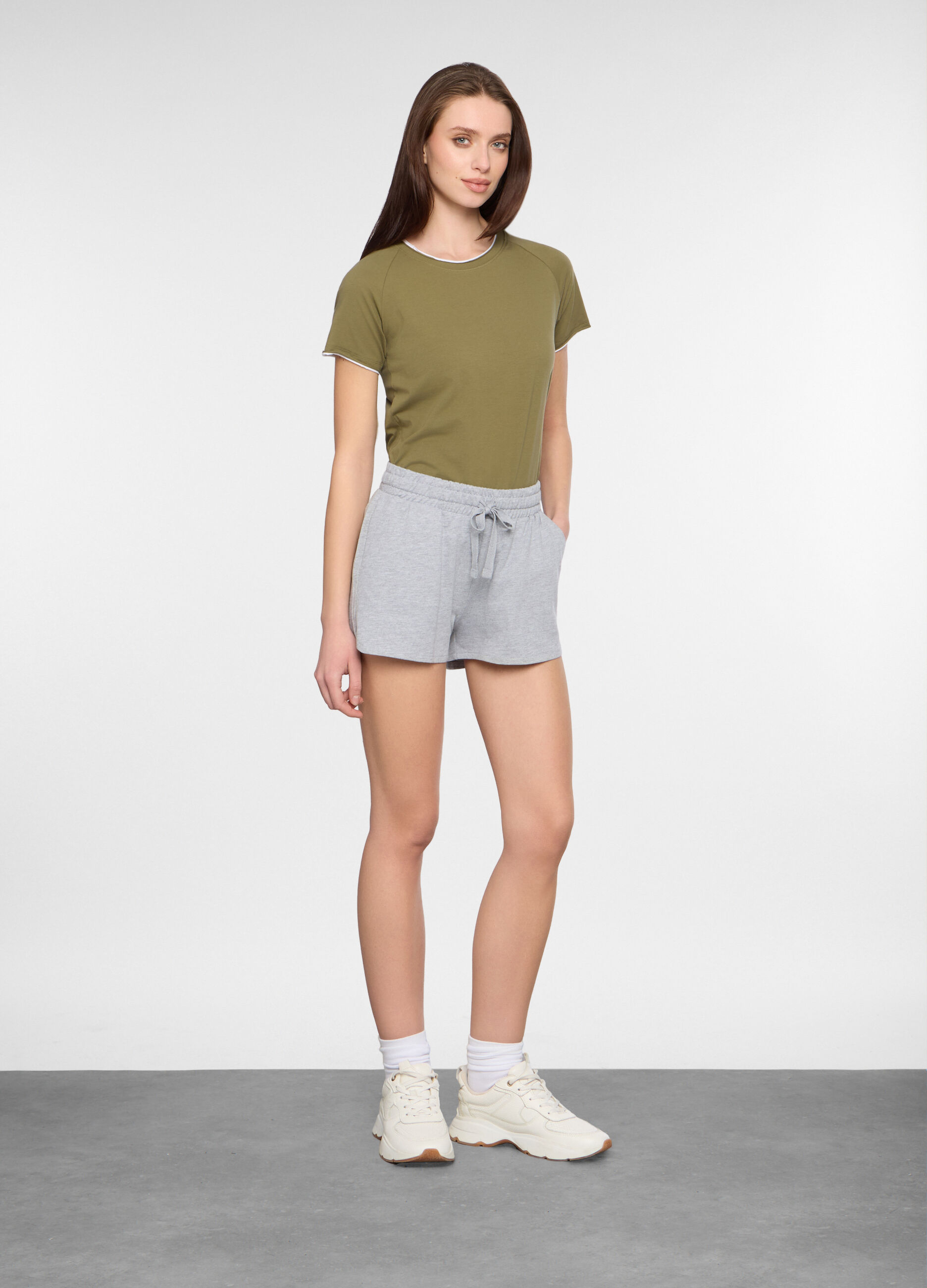 Shorts regular fit in french terry donna_0