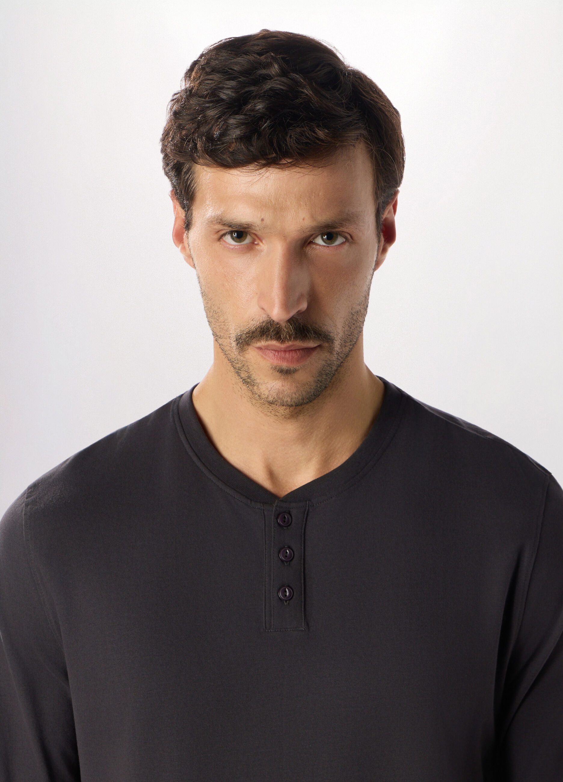 Maglietta intima girocollo in puro cotone uomo_2